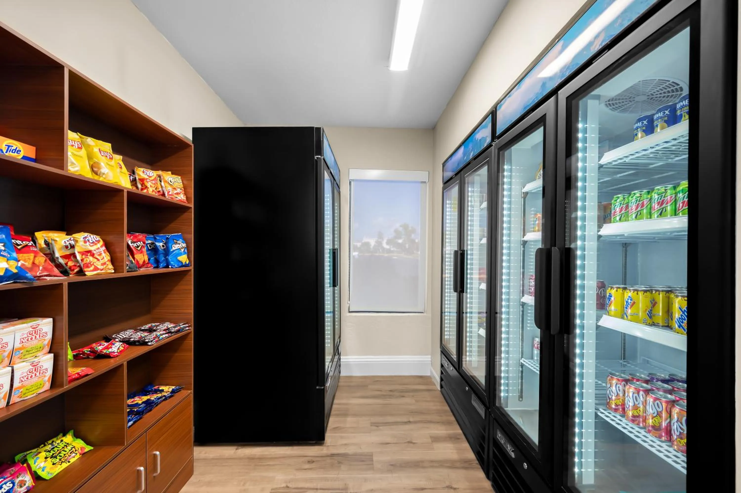 On-site shops in Quality Inn Fort Myers Cape Coral