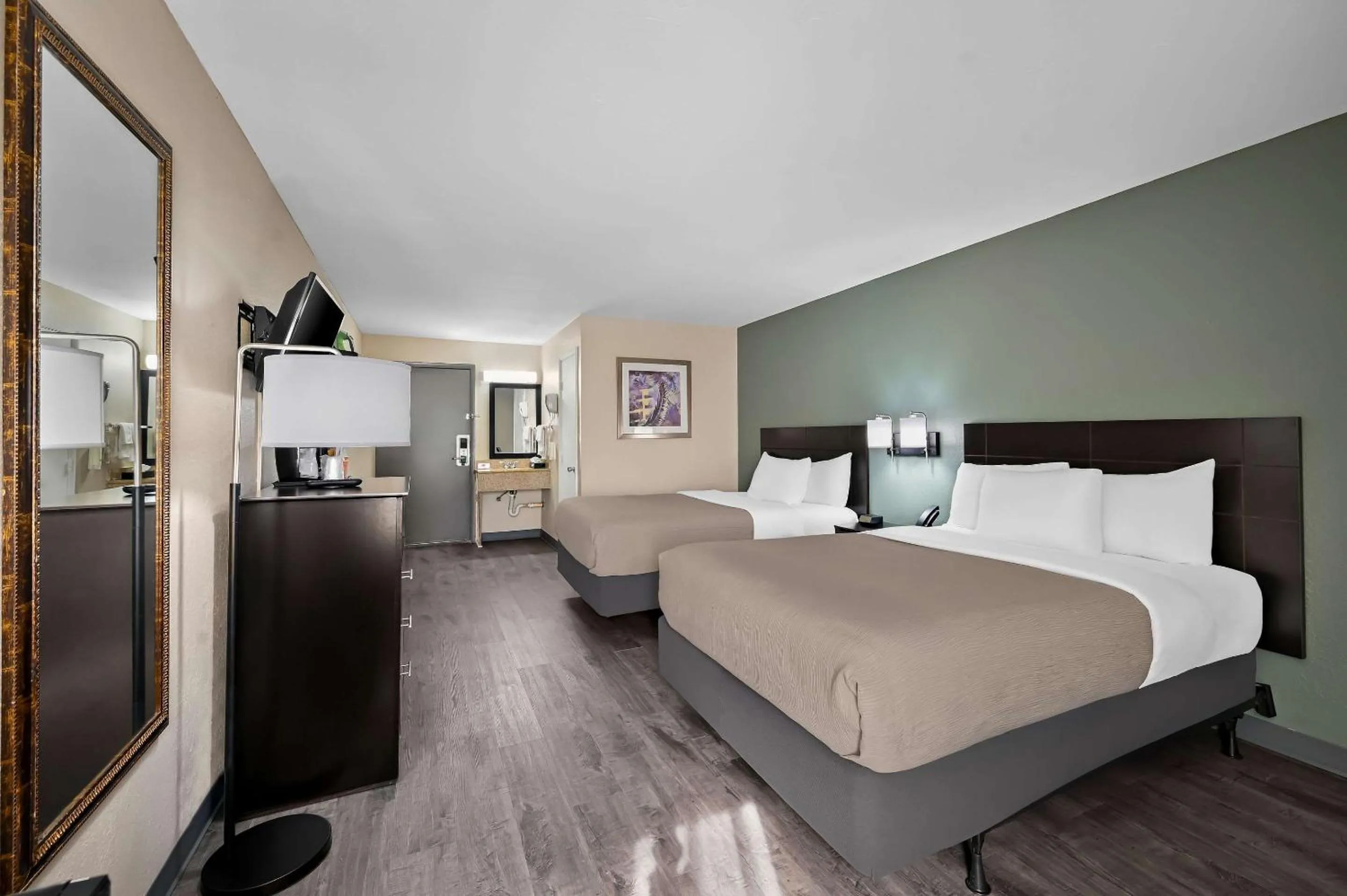 Bedroom, Bed in Quality Inn Fort Myers Cape Coral