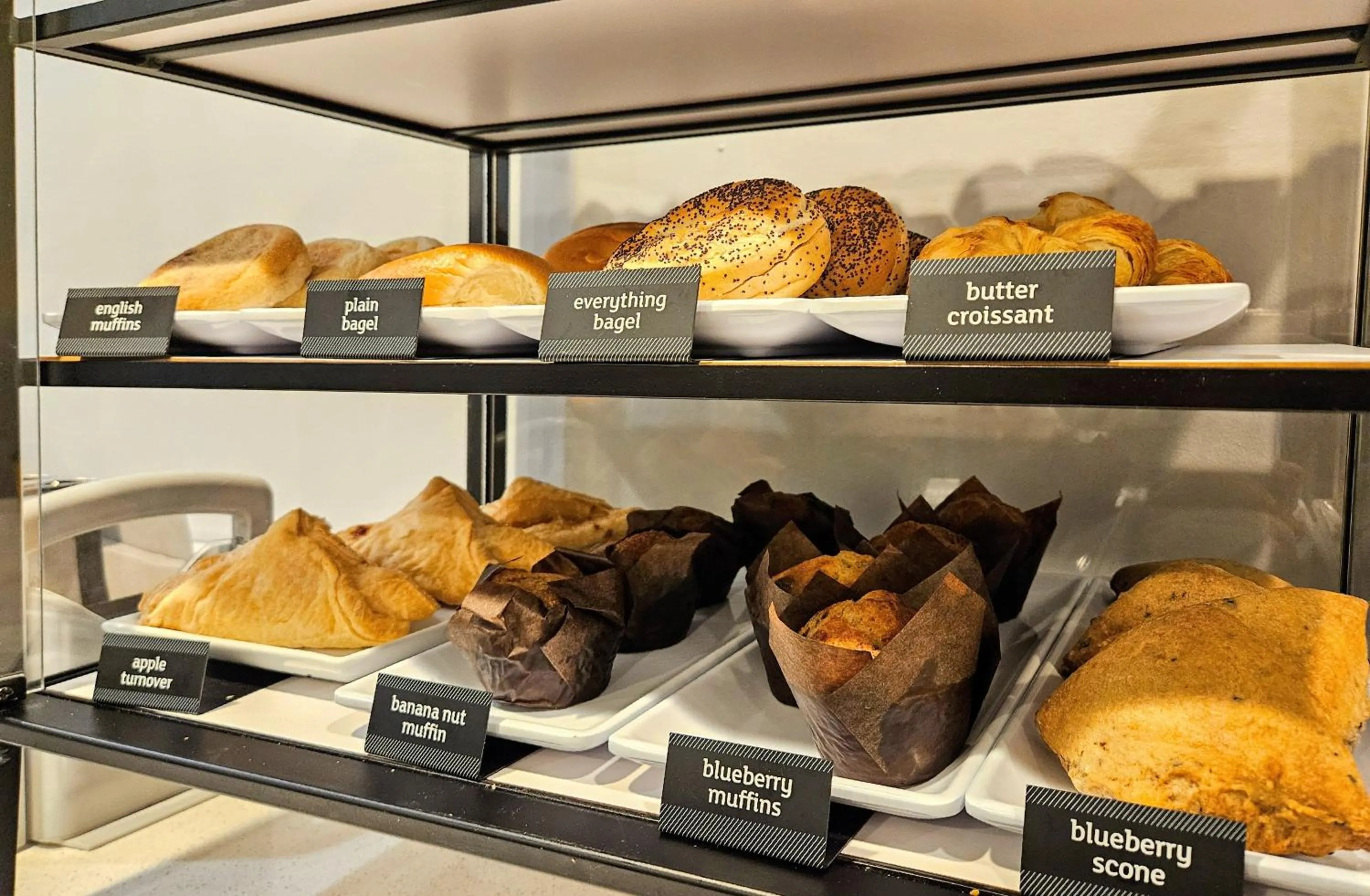 Breakfast in Holiday Inn - Belcamp - Aberdeen Area by IHG