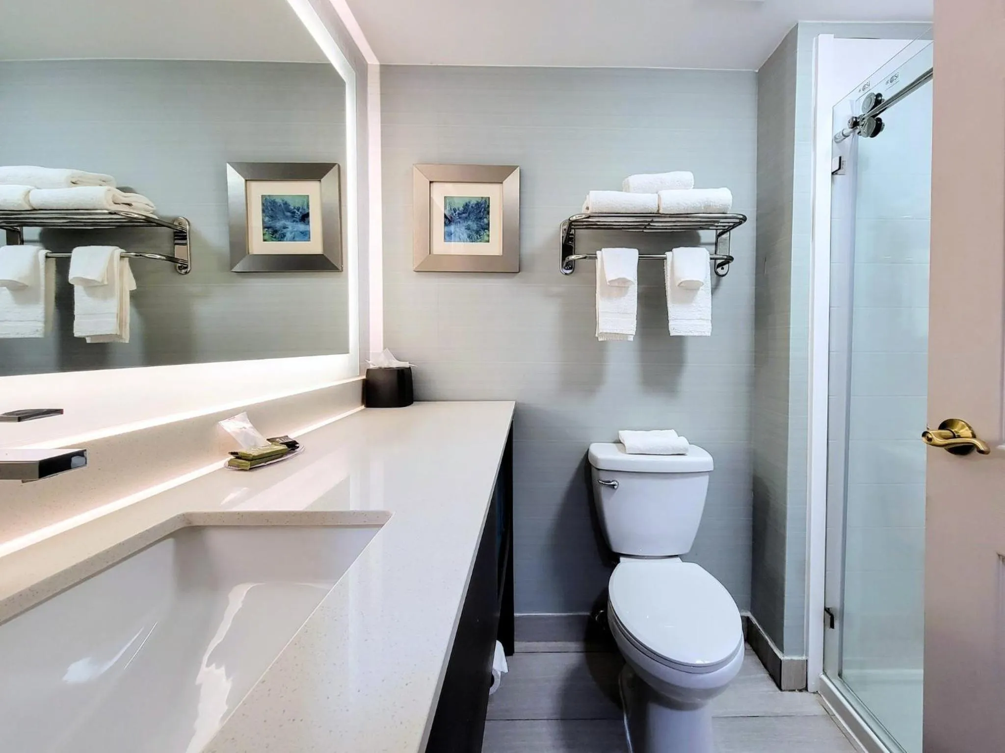 Photo of the whole room in Holiday Inn - Belcamp - Aberdeen Area by IHG