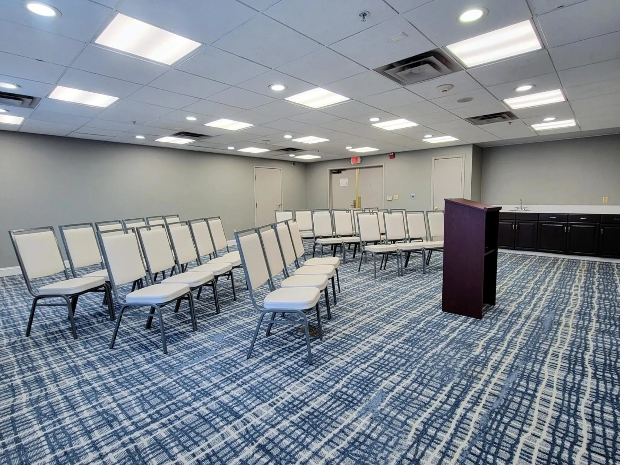 Meeting/conference room in Holiday Inn - Belcamp - Aberdeen Area by IHG