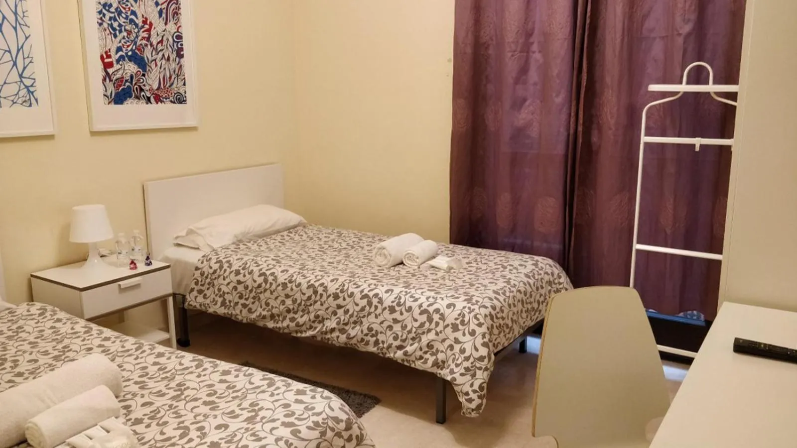 Bed in Carretería Center Apartments
