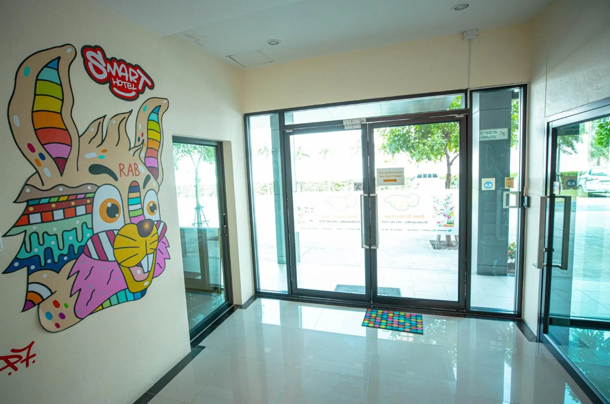 Facade/entrance in Smart Hotel