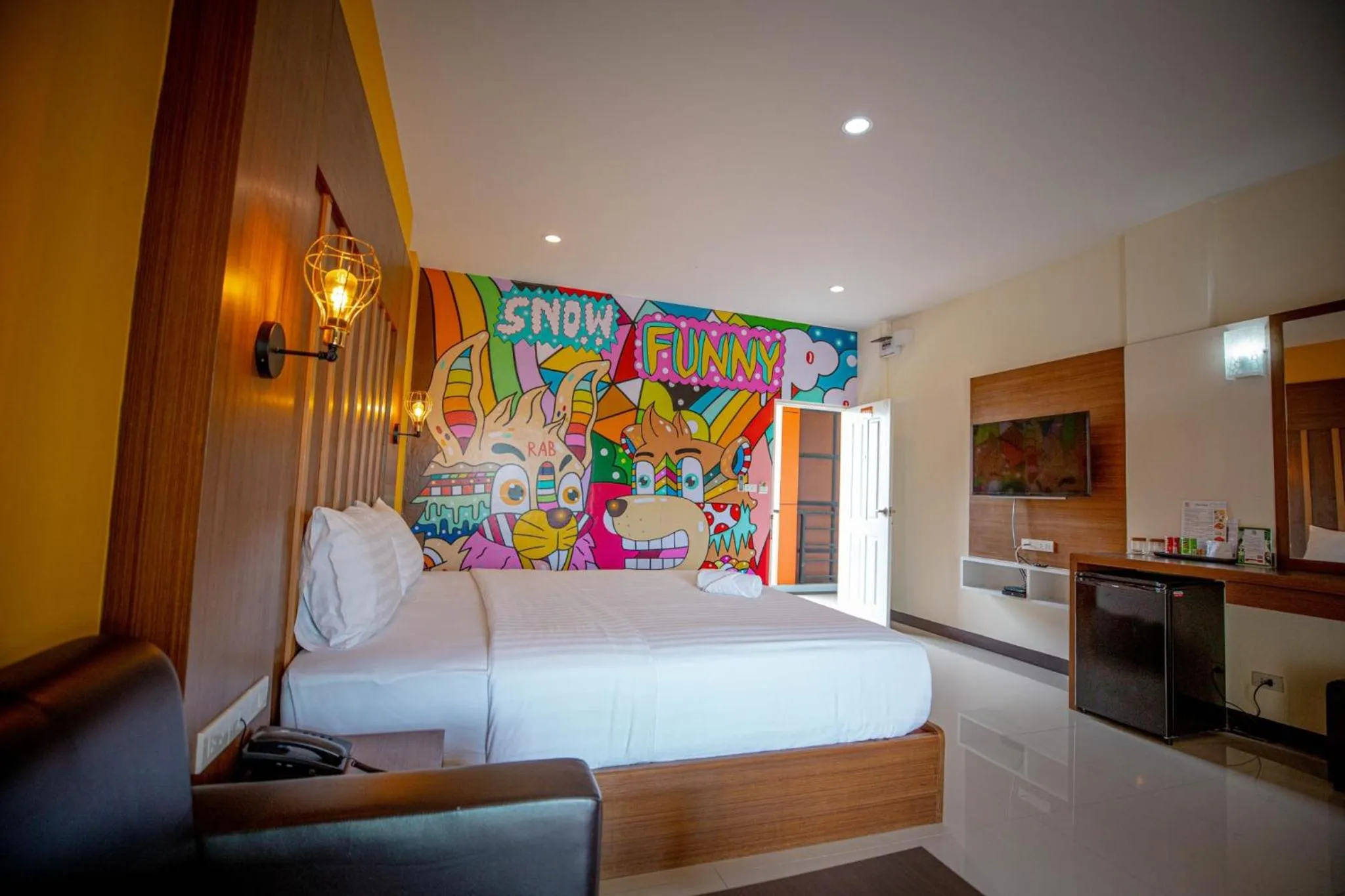 Photo of the whole room, Bed in Smart Hotel