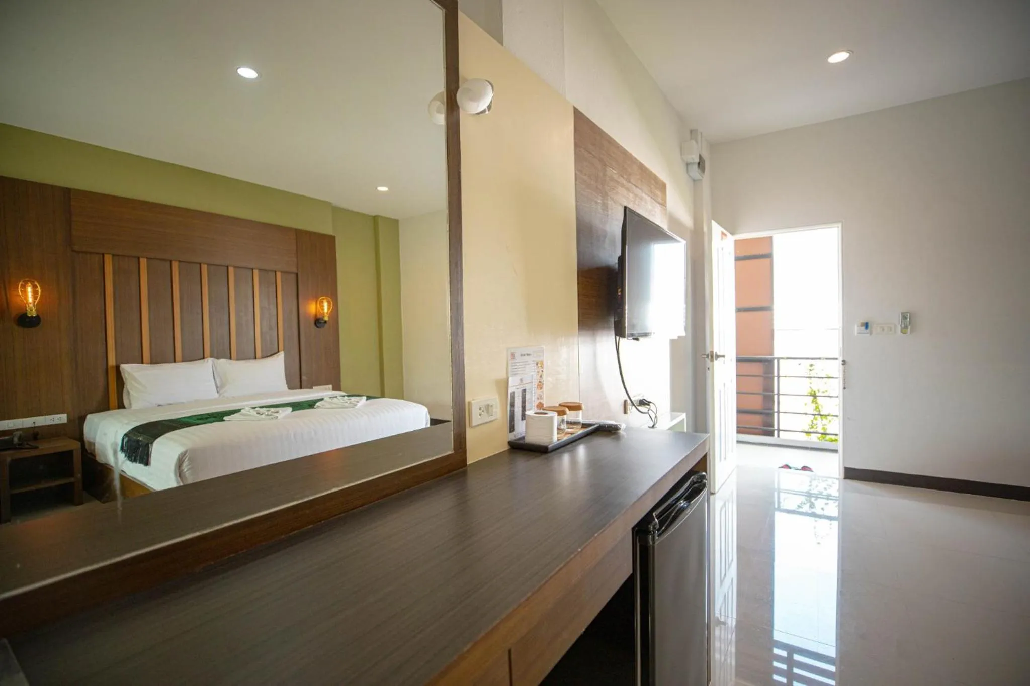 Photo of the whole room, Bed in Smart Hotel