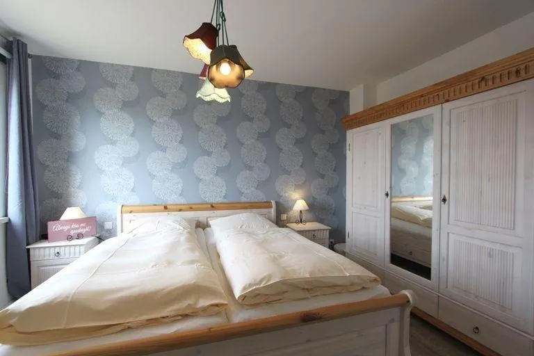 Bed in Strandeule