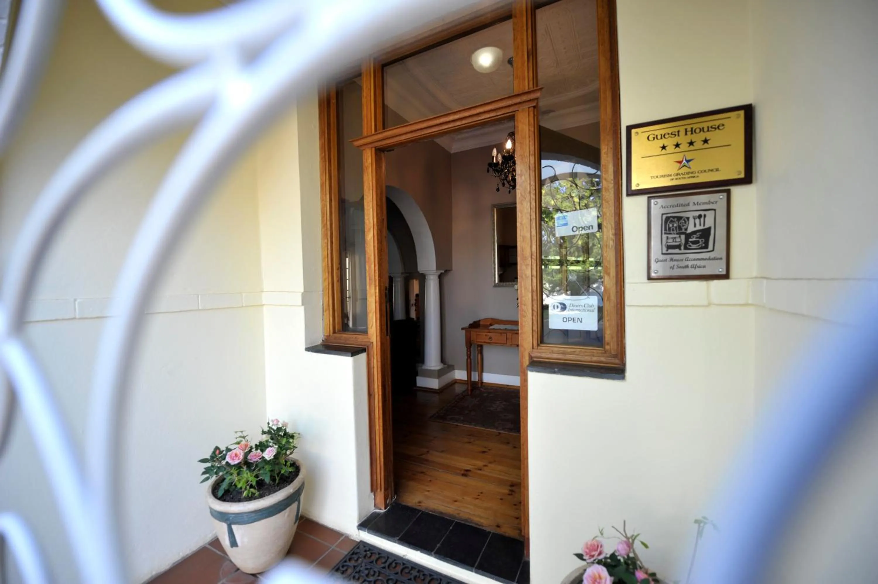 Facade/entrance in Arum Place Guest House