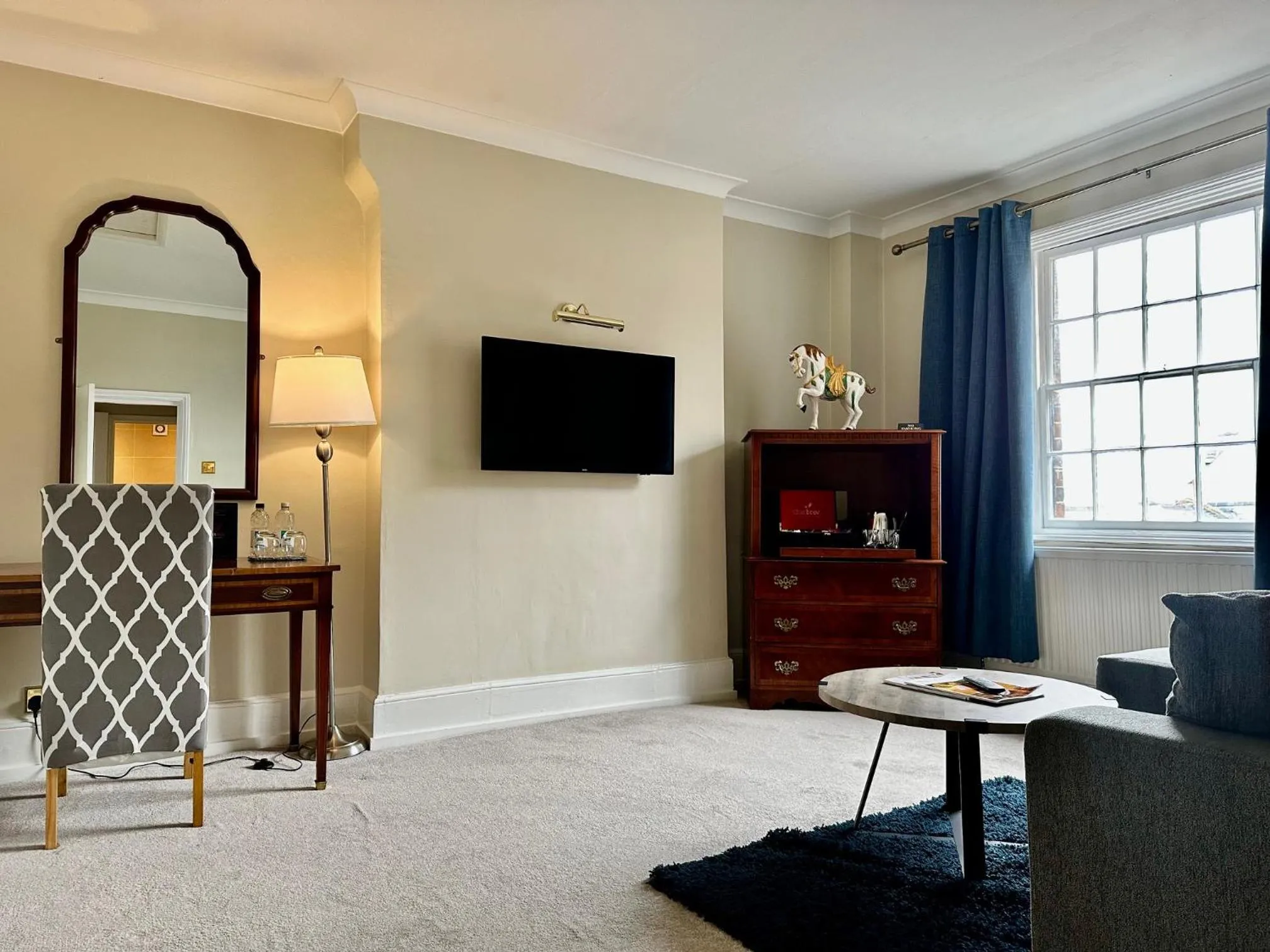 TV and multimedia in The Angel Posting House & Livery