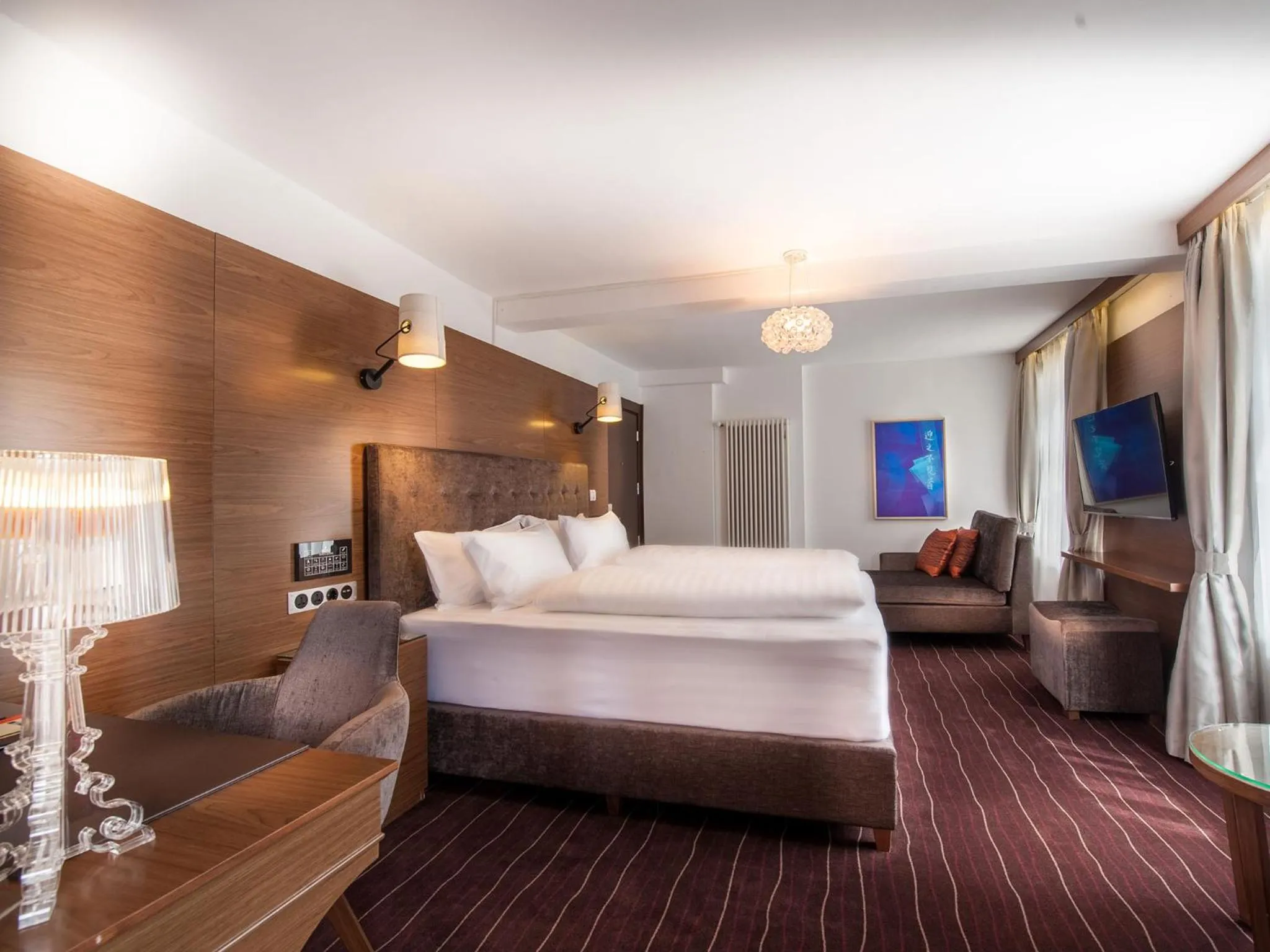 Photo of the whole room, Bed in arthausHOTEL