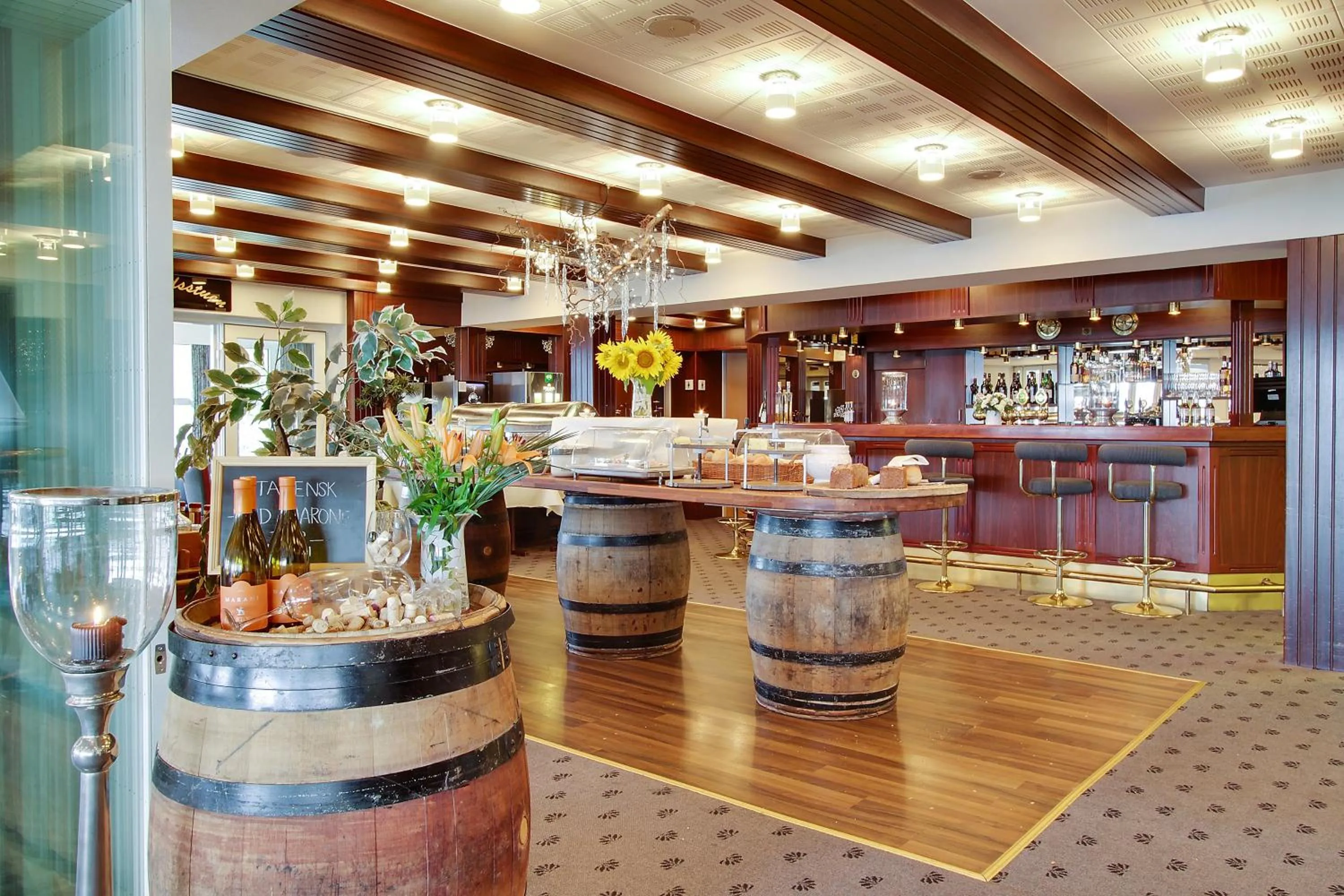 Lounge or bar in Hotel Pinenhus