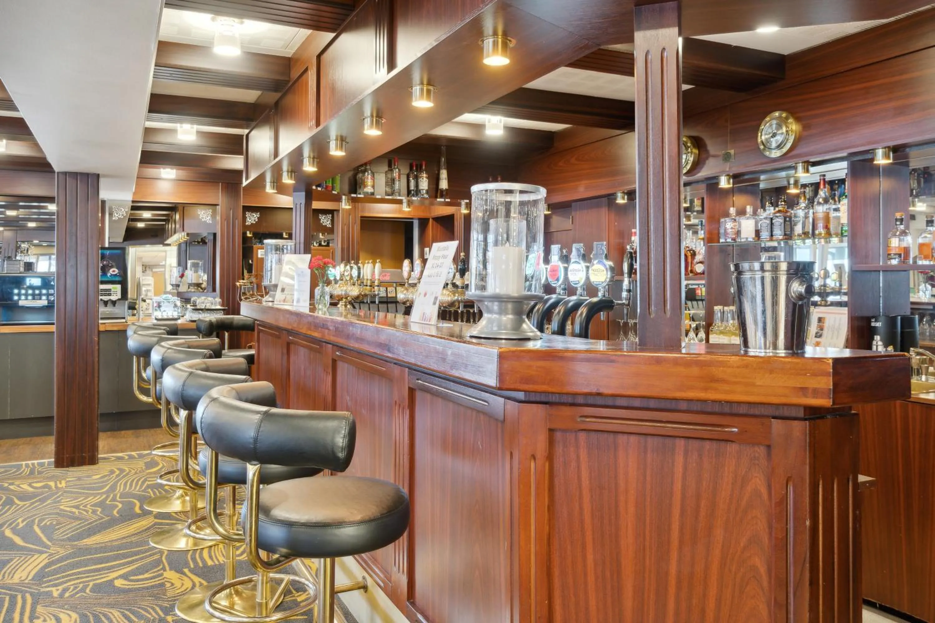 Lounge or bar in Hotel Pinenhus