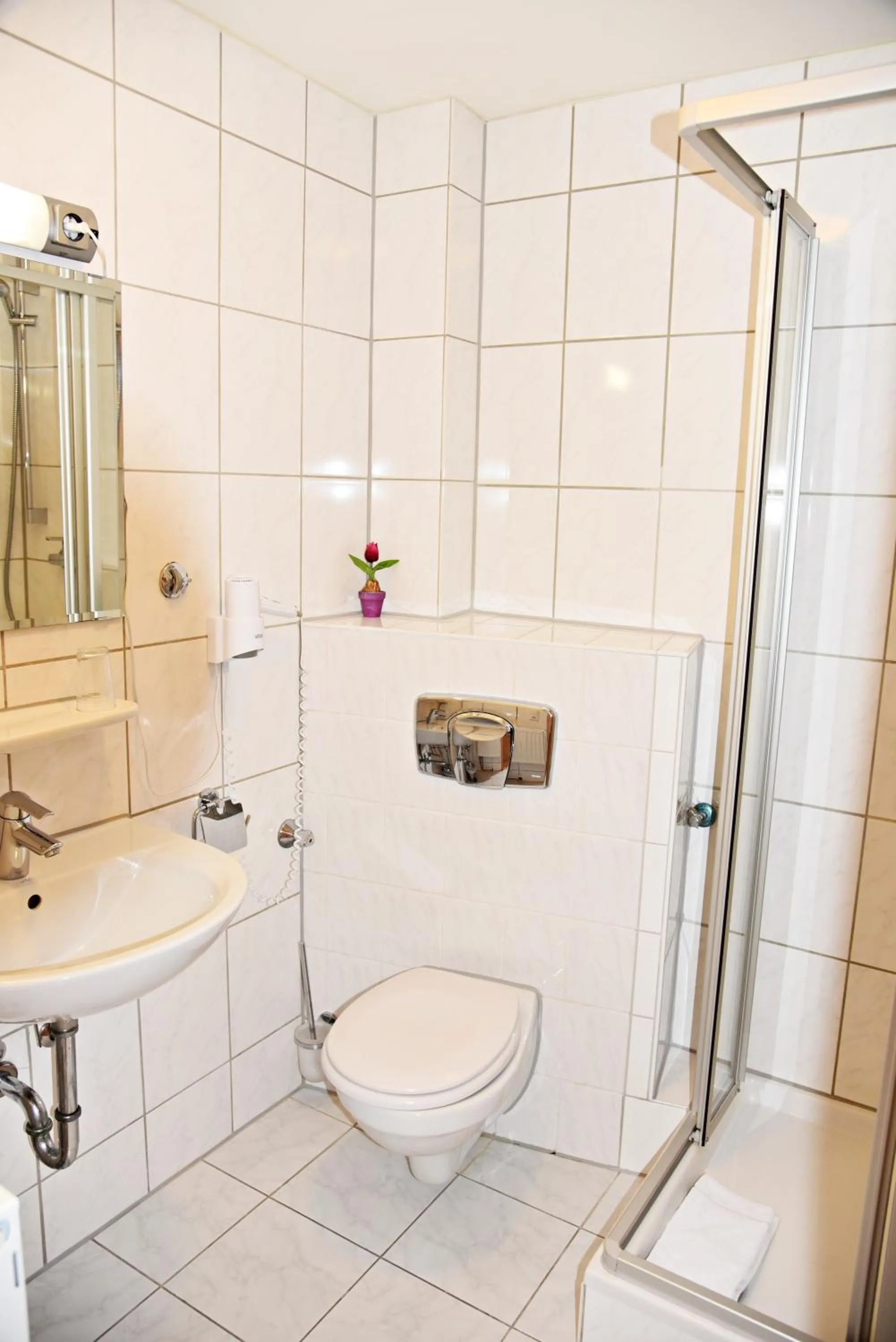 Bathroom in Garni-Hotel zur Krone