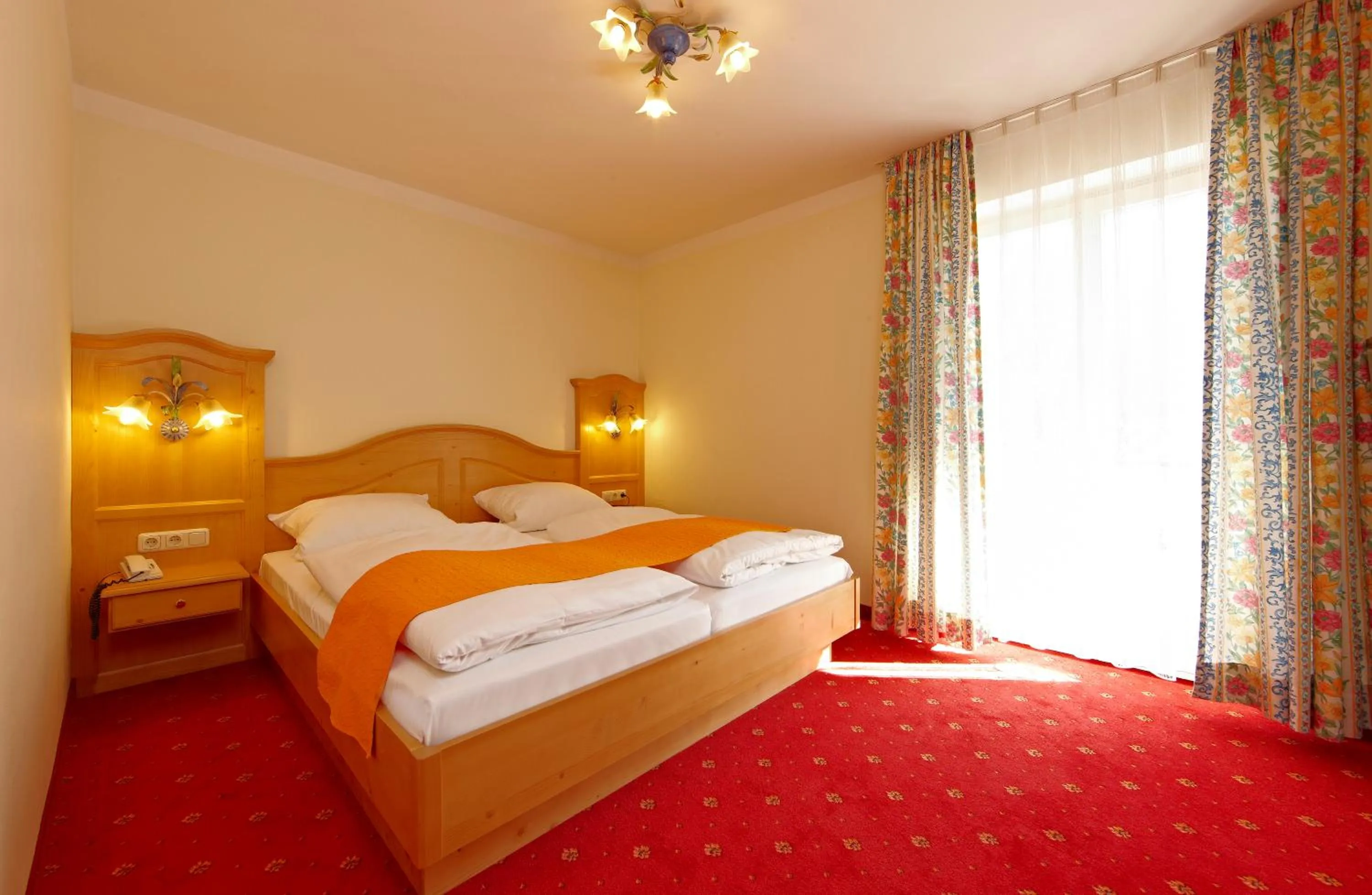 Bed in Alpenhotel Rieger