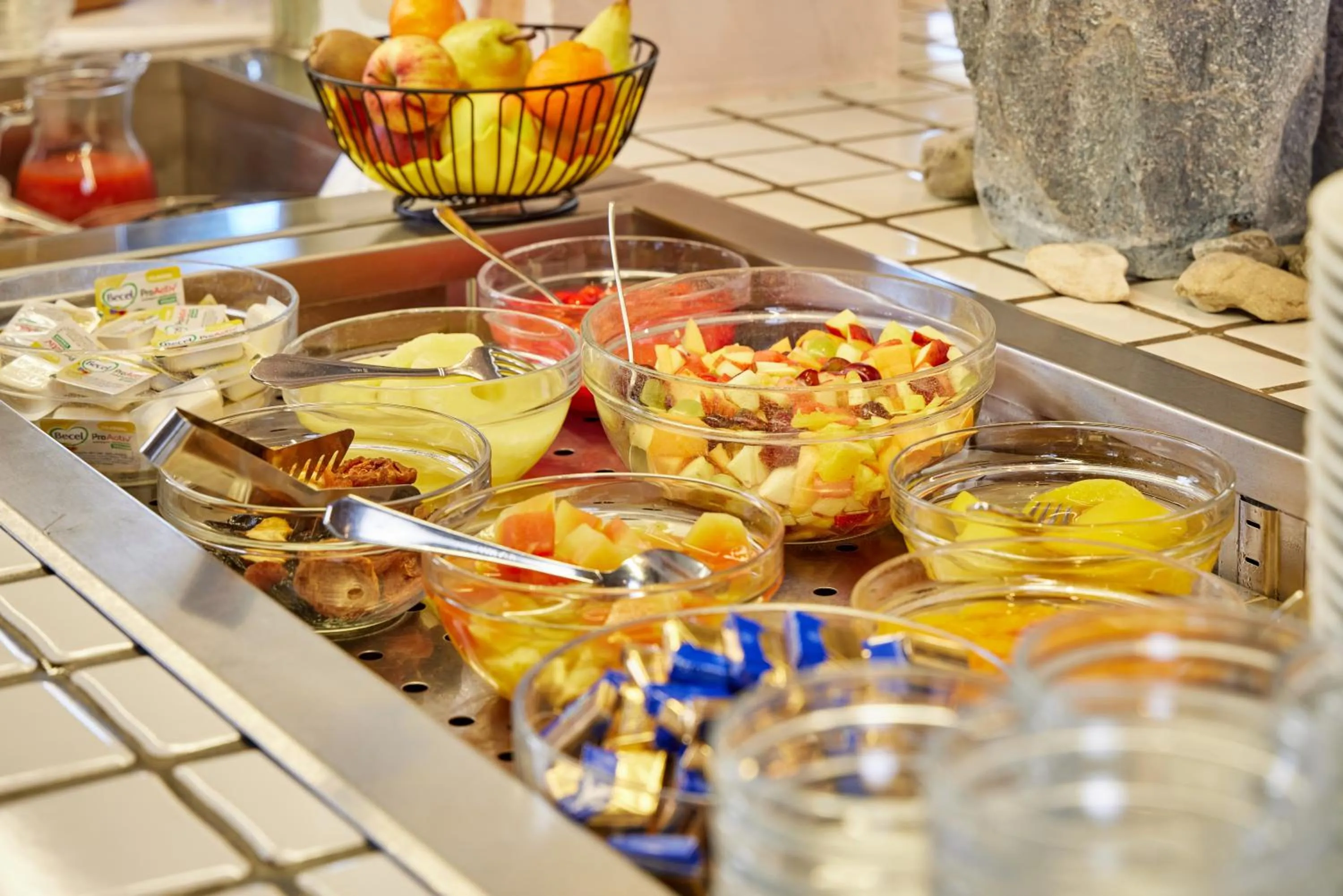 Buffet breakfast in Alpenhotel Rieger