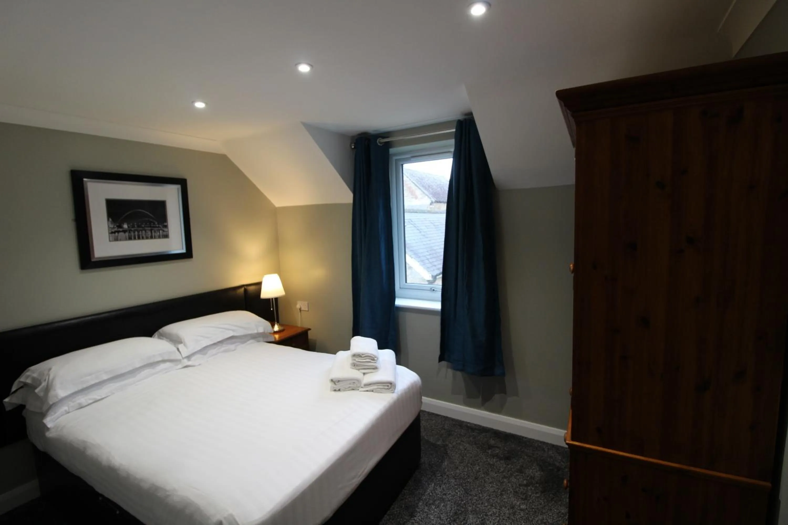 Bedroom, Bed in Plawsworth Hall Serviced Cottages and Apartments