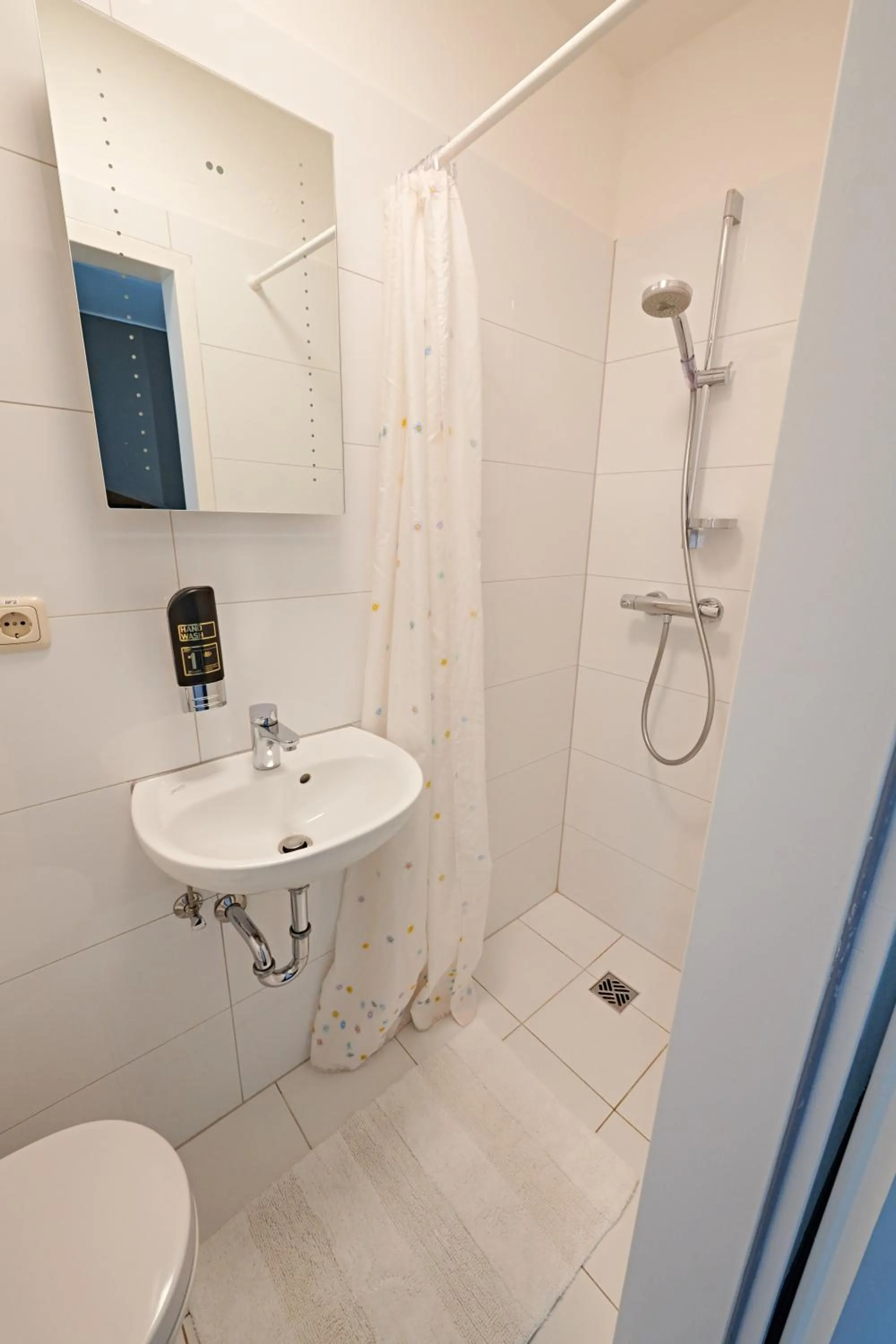 Shower in Aparthotel Jonas