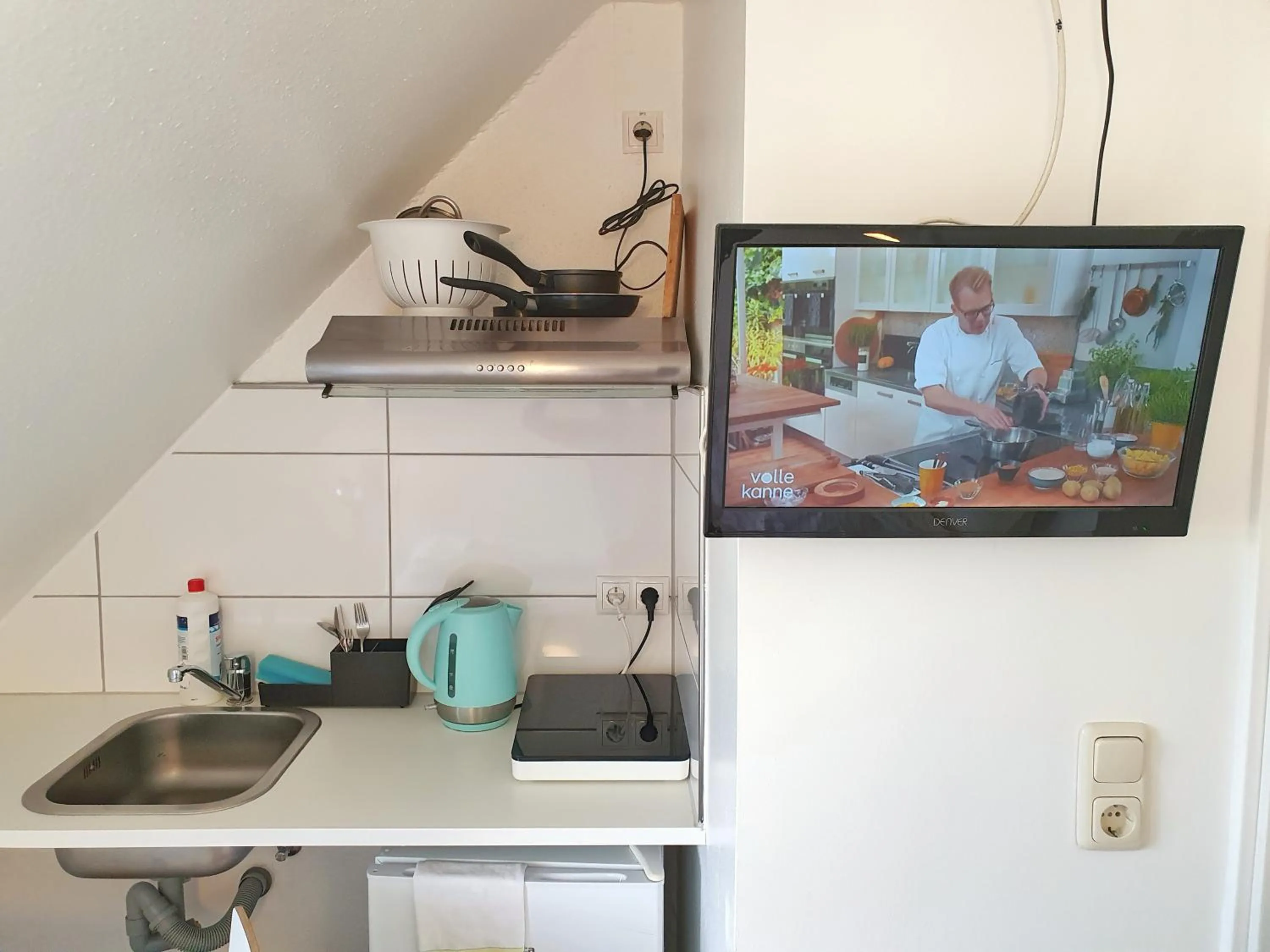 TV and multimedia in Aparthotel Jonas