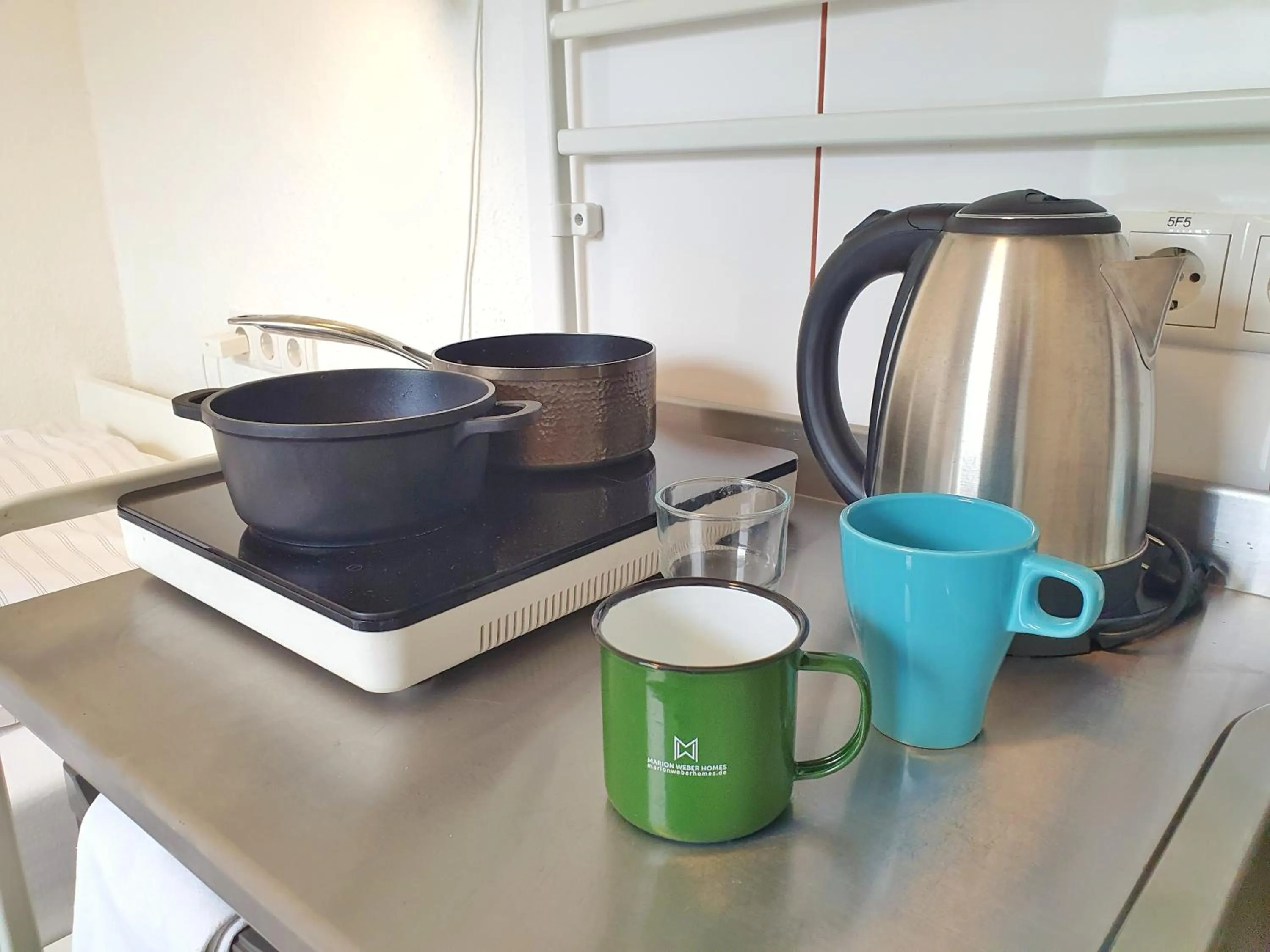 Kitchen or kitchenette in Aparthotel Jonas