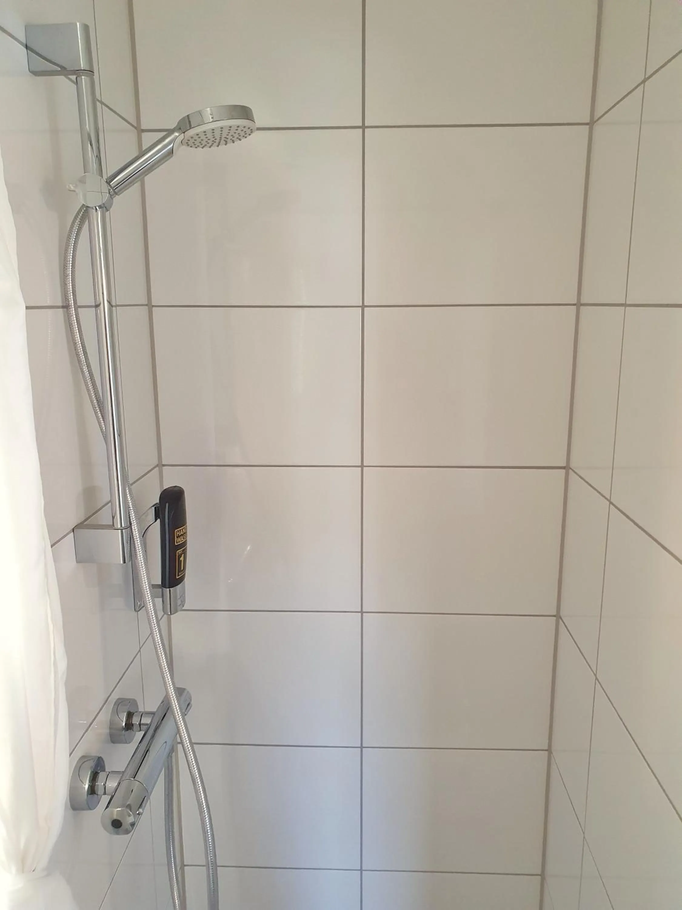 Shower in Aparthotel Jonas