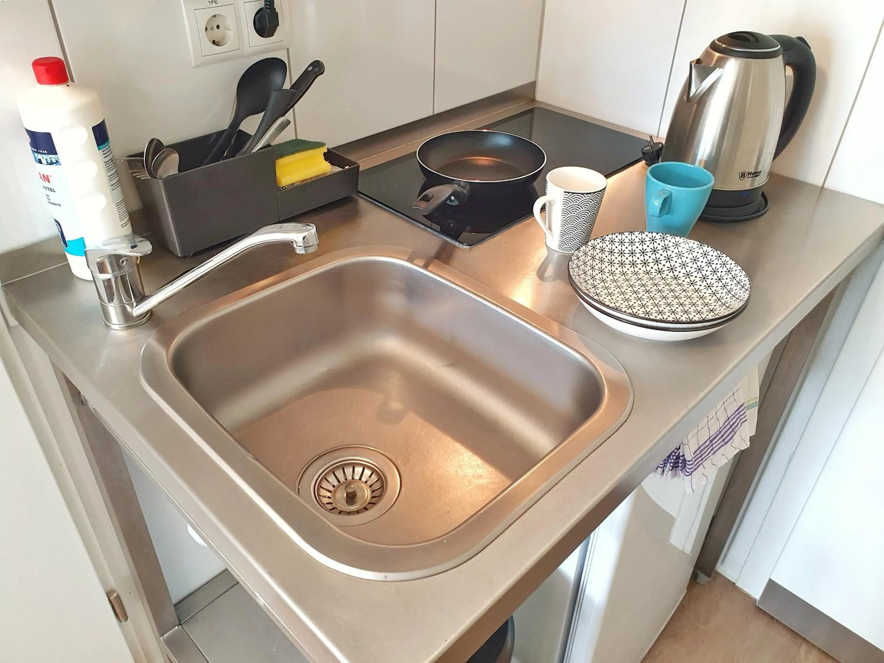 Kitchen or kitchenette in Aparthotel Jonas