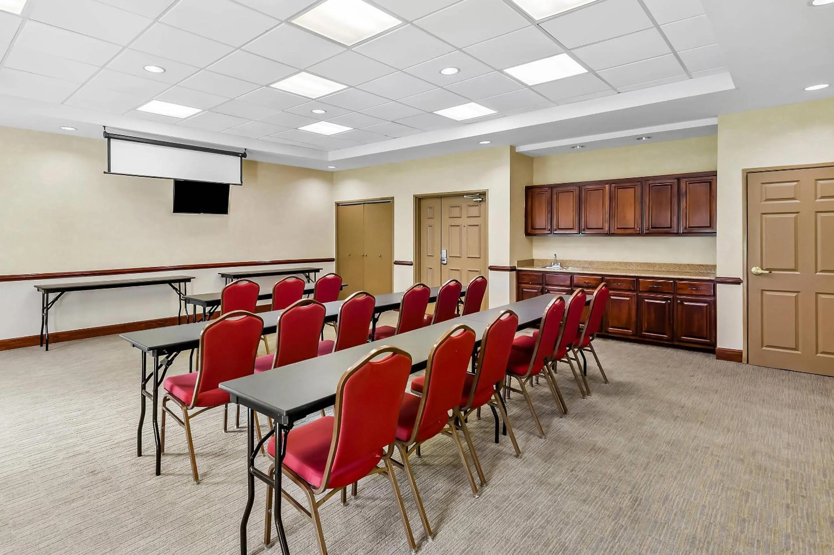 Meeting/conference room in Country Inn & Suites by Radisson, Princeton, WV