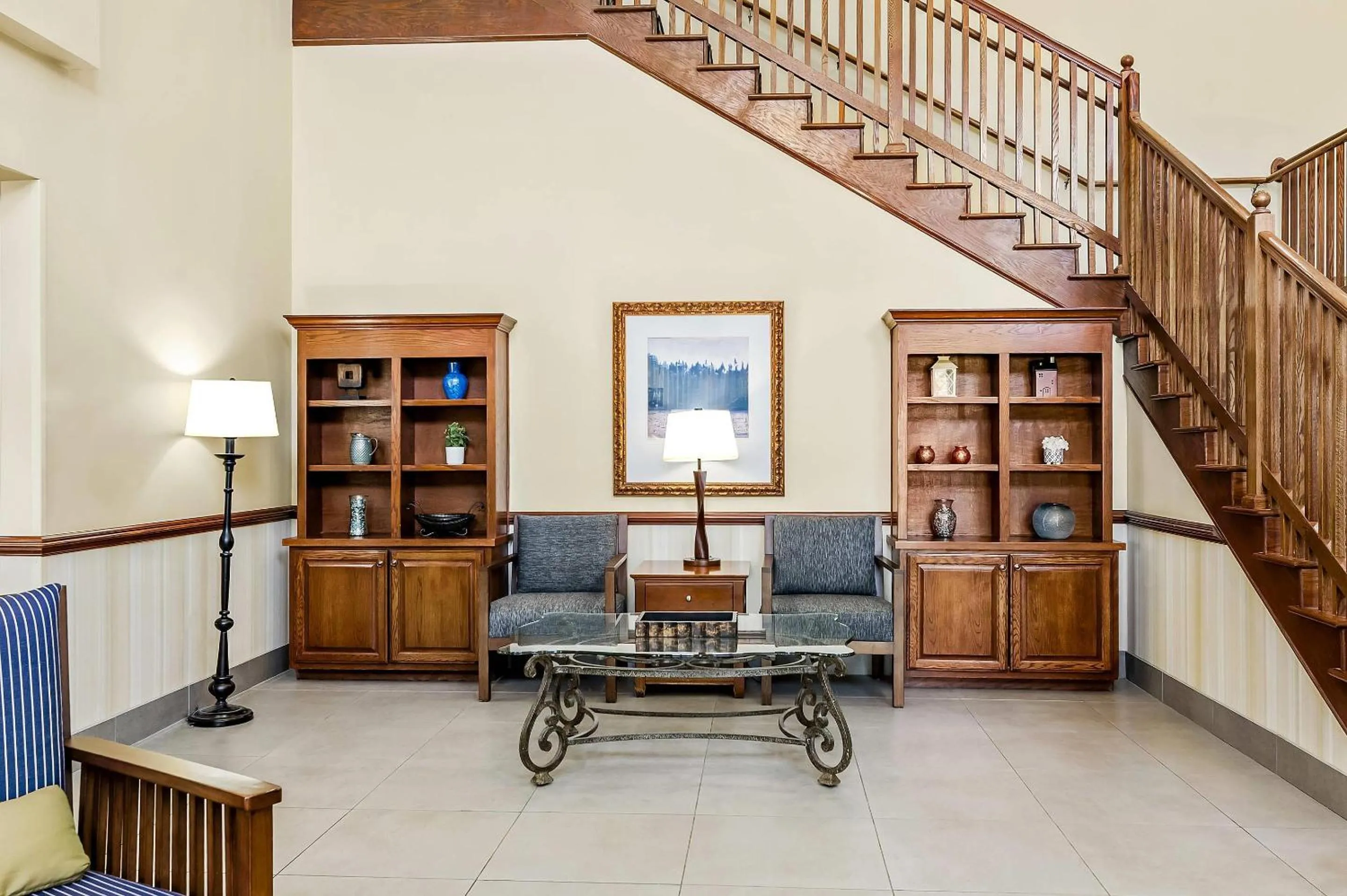 Lobby or reception in Country Inn & Suites by Radisson, Princeton, WV