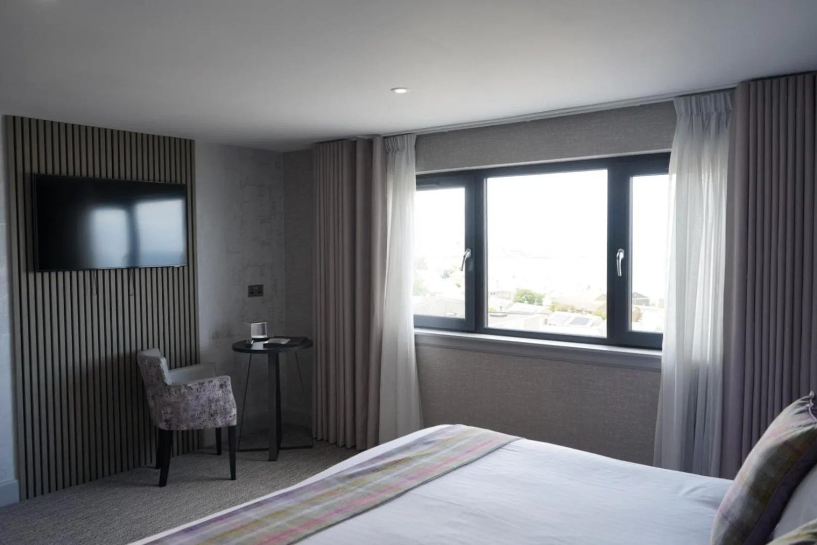 Bed in The Knowes Hotel & Restaurant