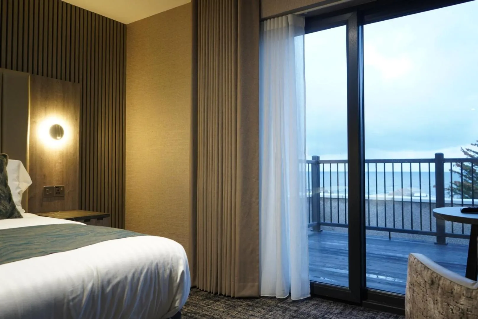 Bed in The Knowes Hotel & Restaurant