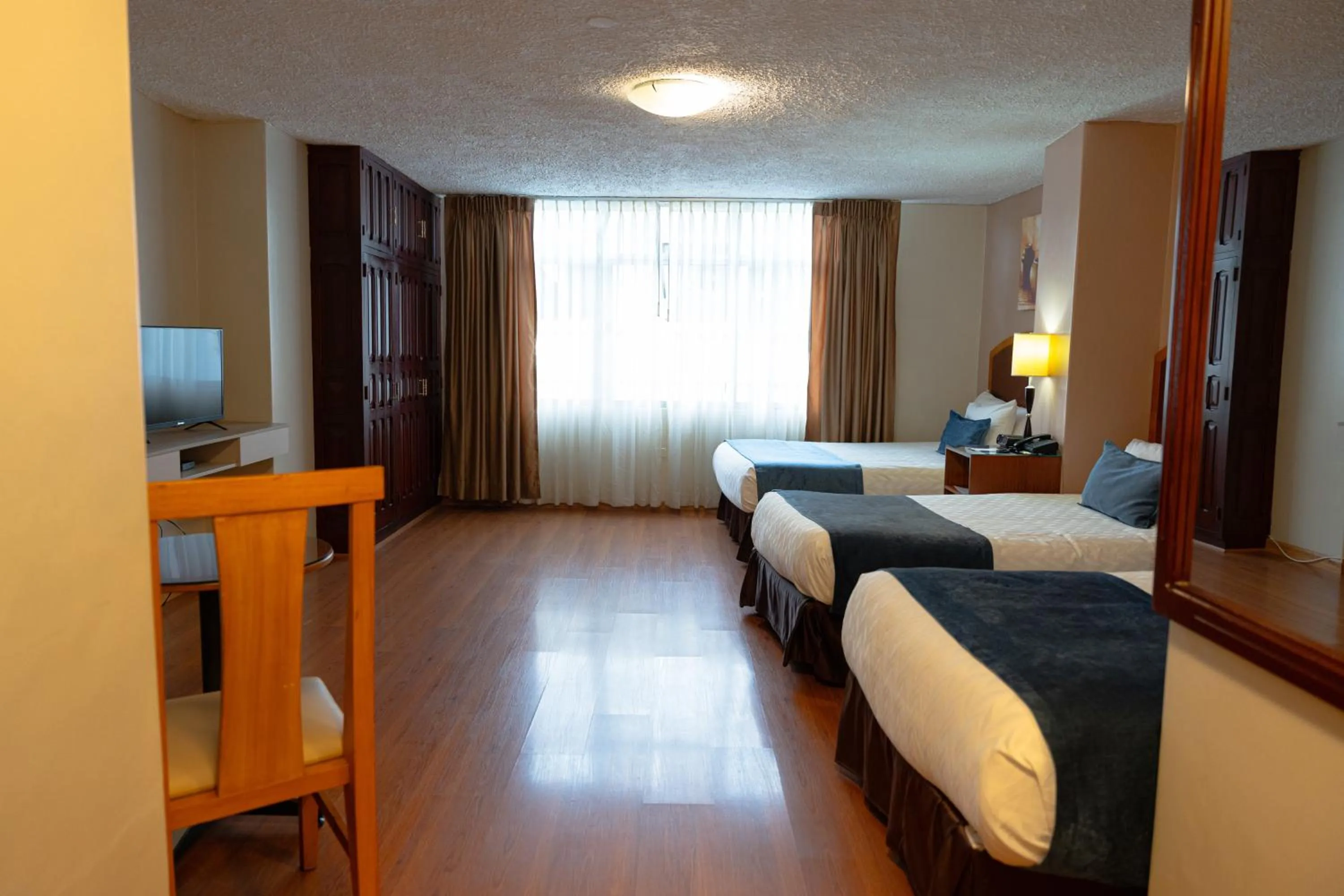 Photo of the whole room, Bed in Hotel Santa Monica