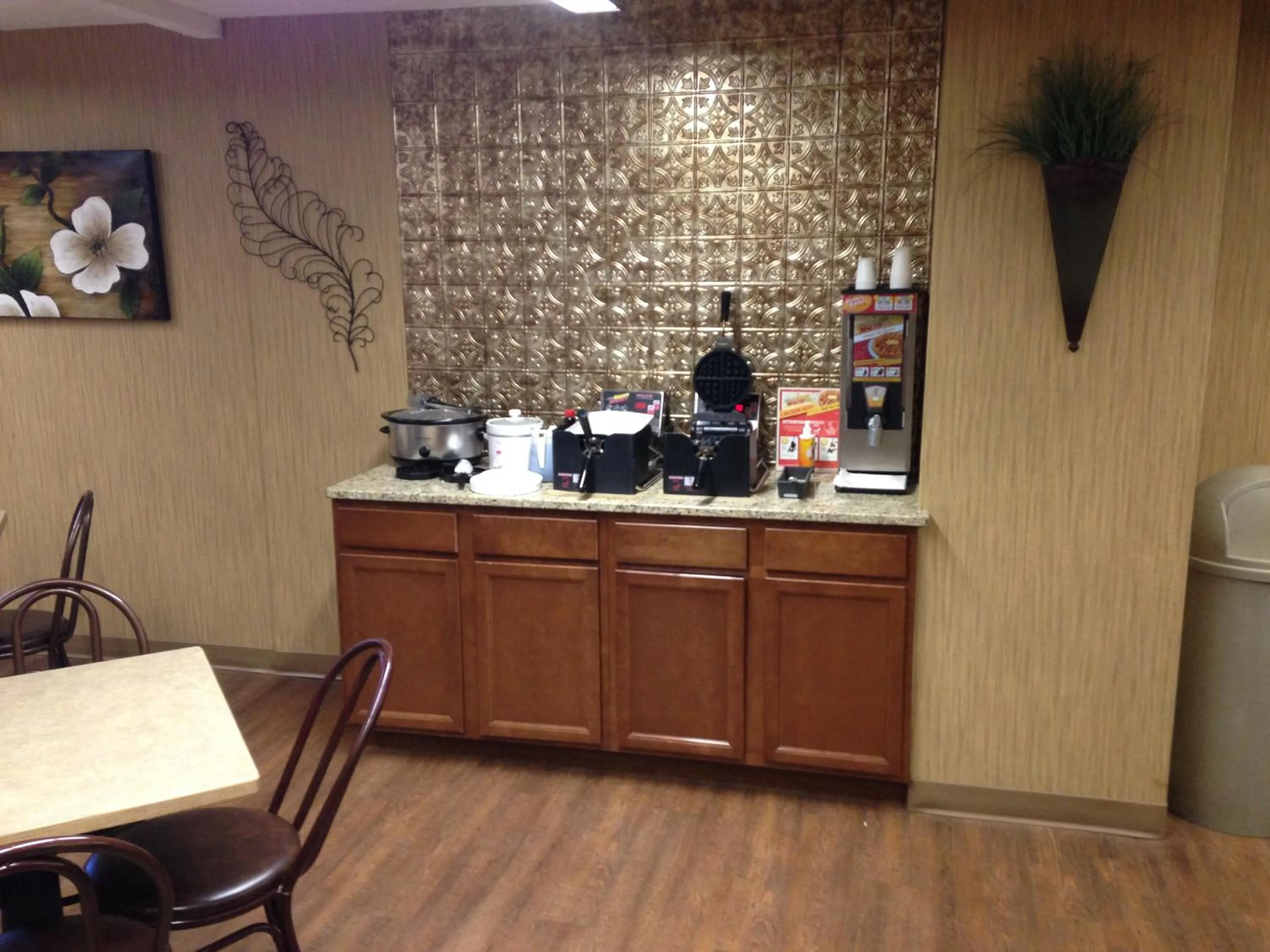 Breakfast in EverSpring Inn