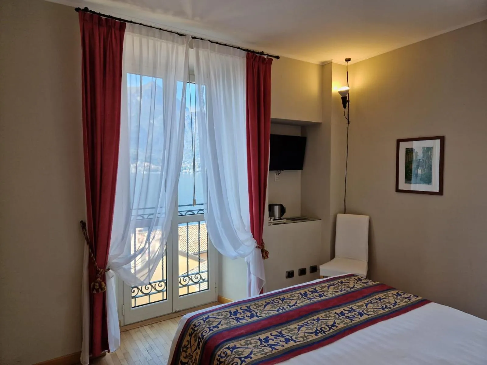 Bed in Hotel Bellagio