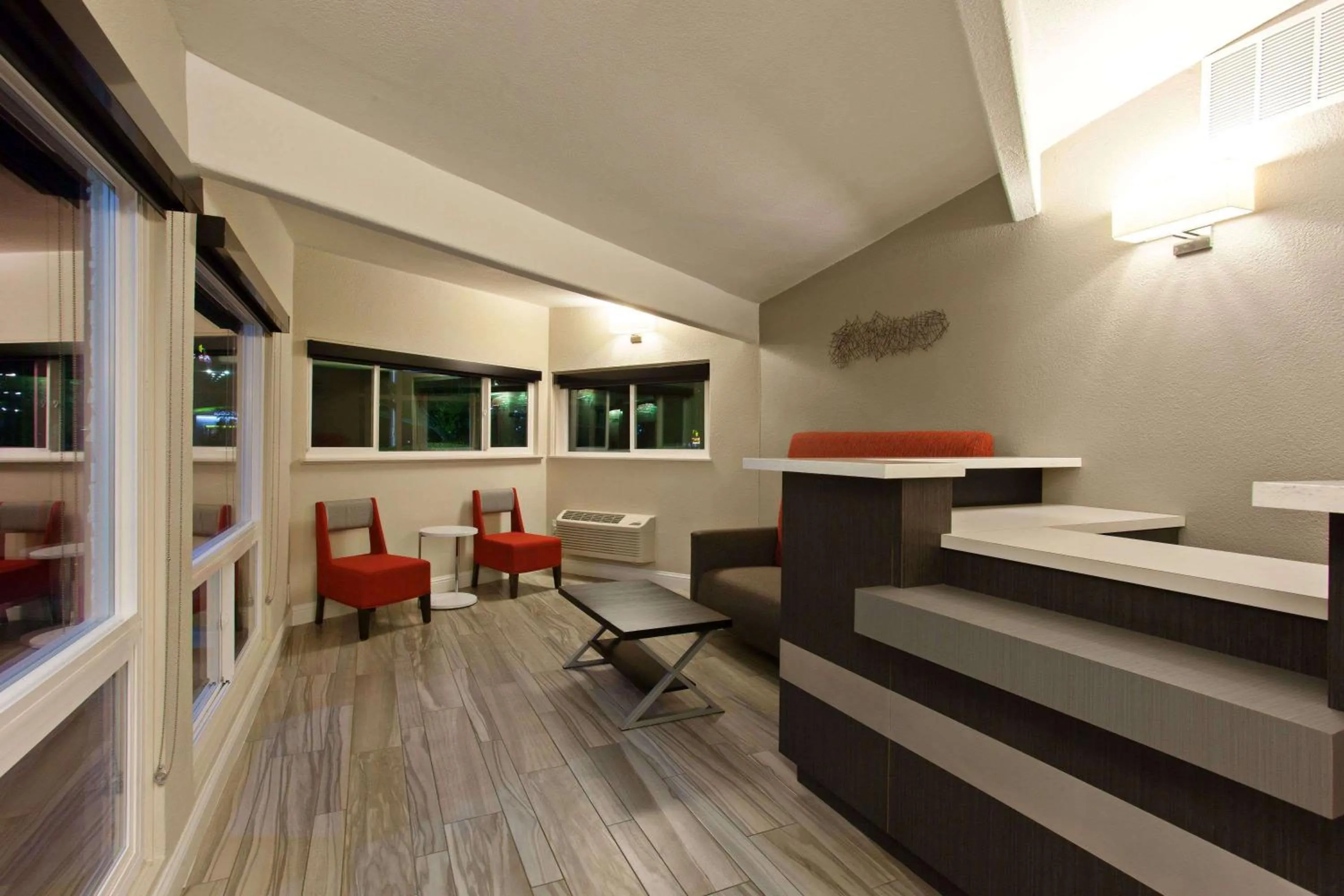 Lobby or reception in Days Inn by Wyndham Chowchilla Gateway to Yosemite