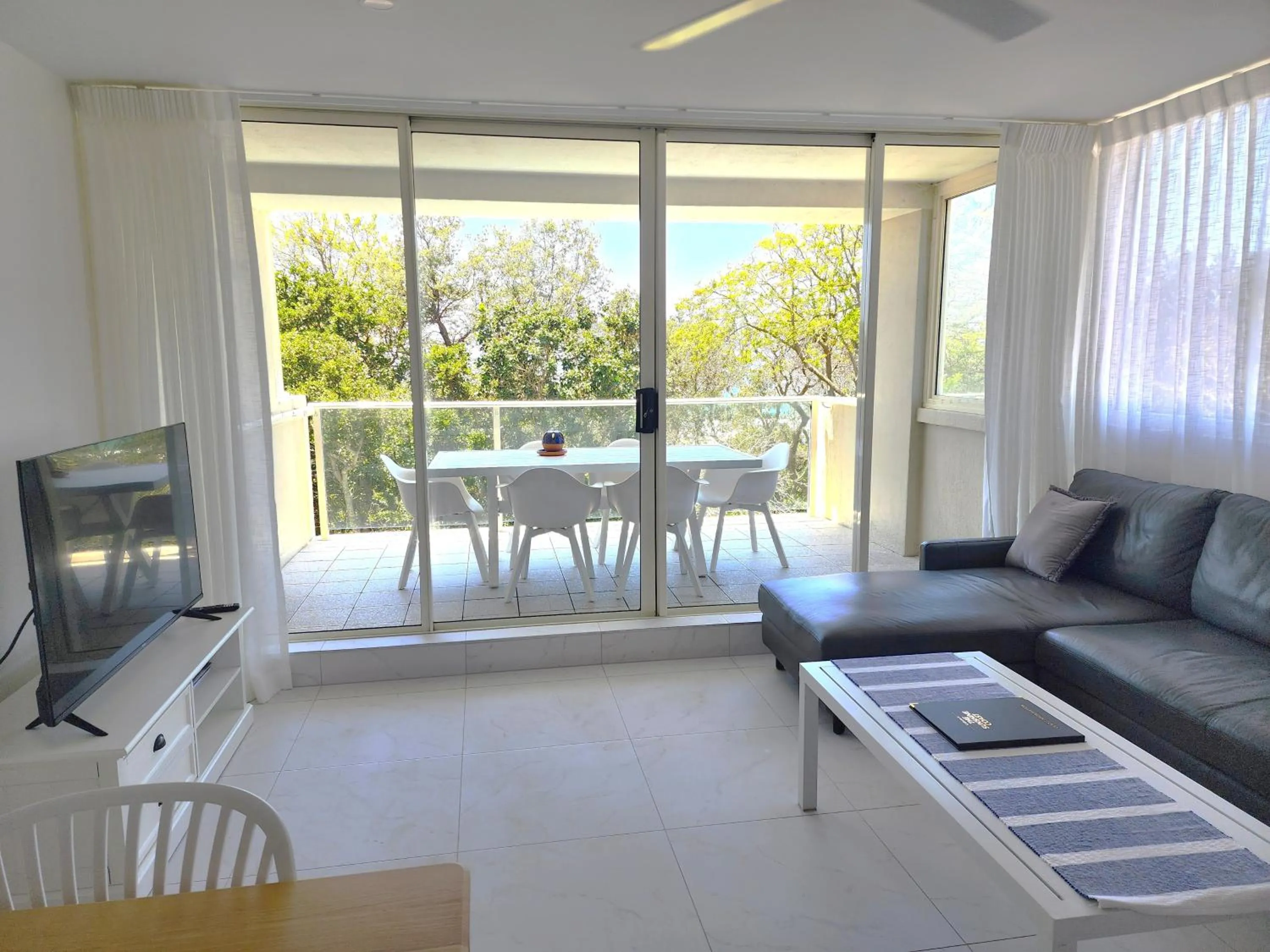 Balcony/Terrace in 84 The Spit Holiday Apartments