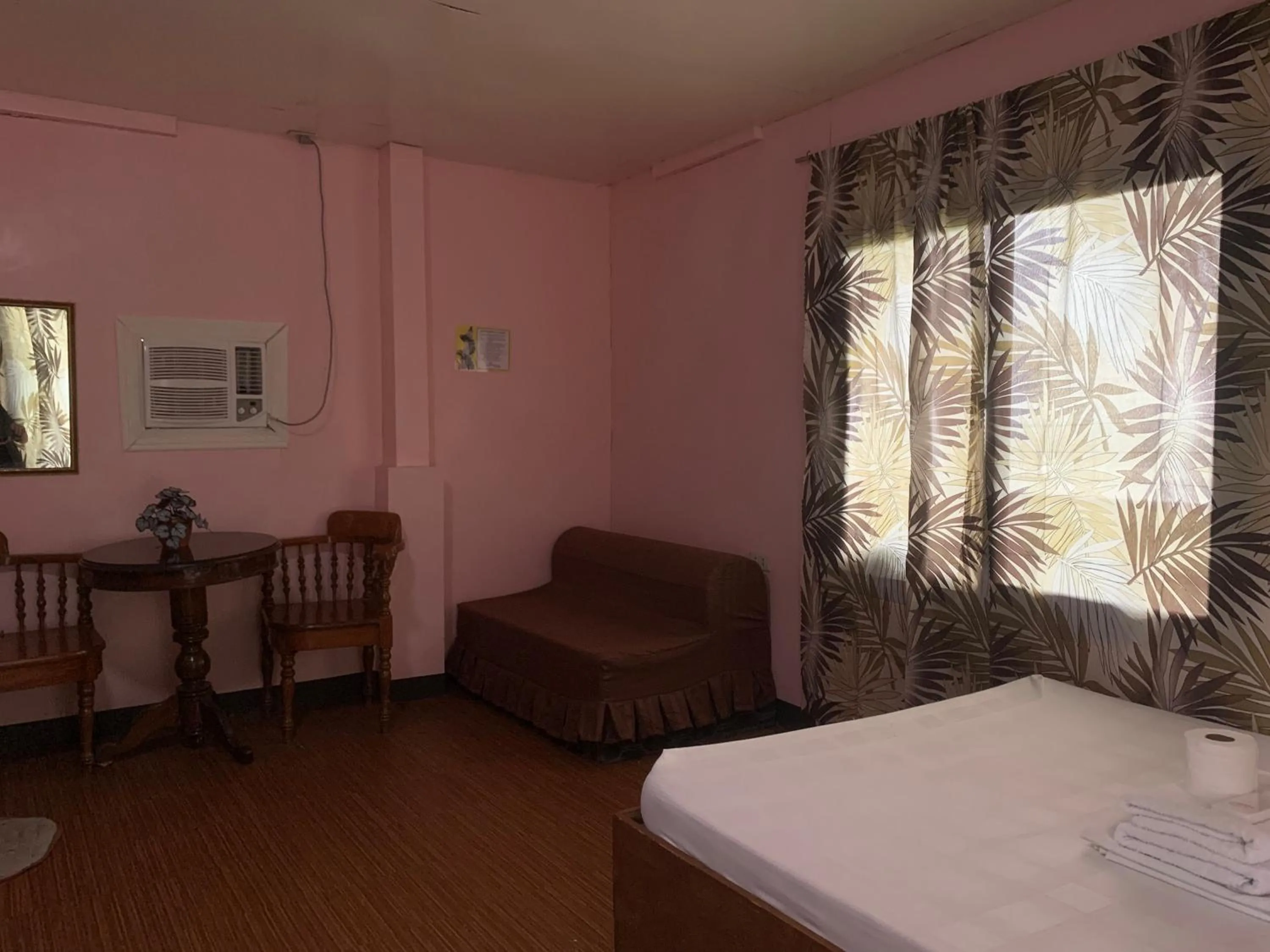 Old Parola Seaside Inn