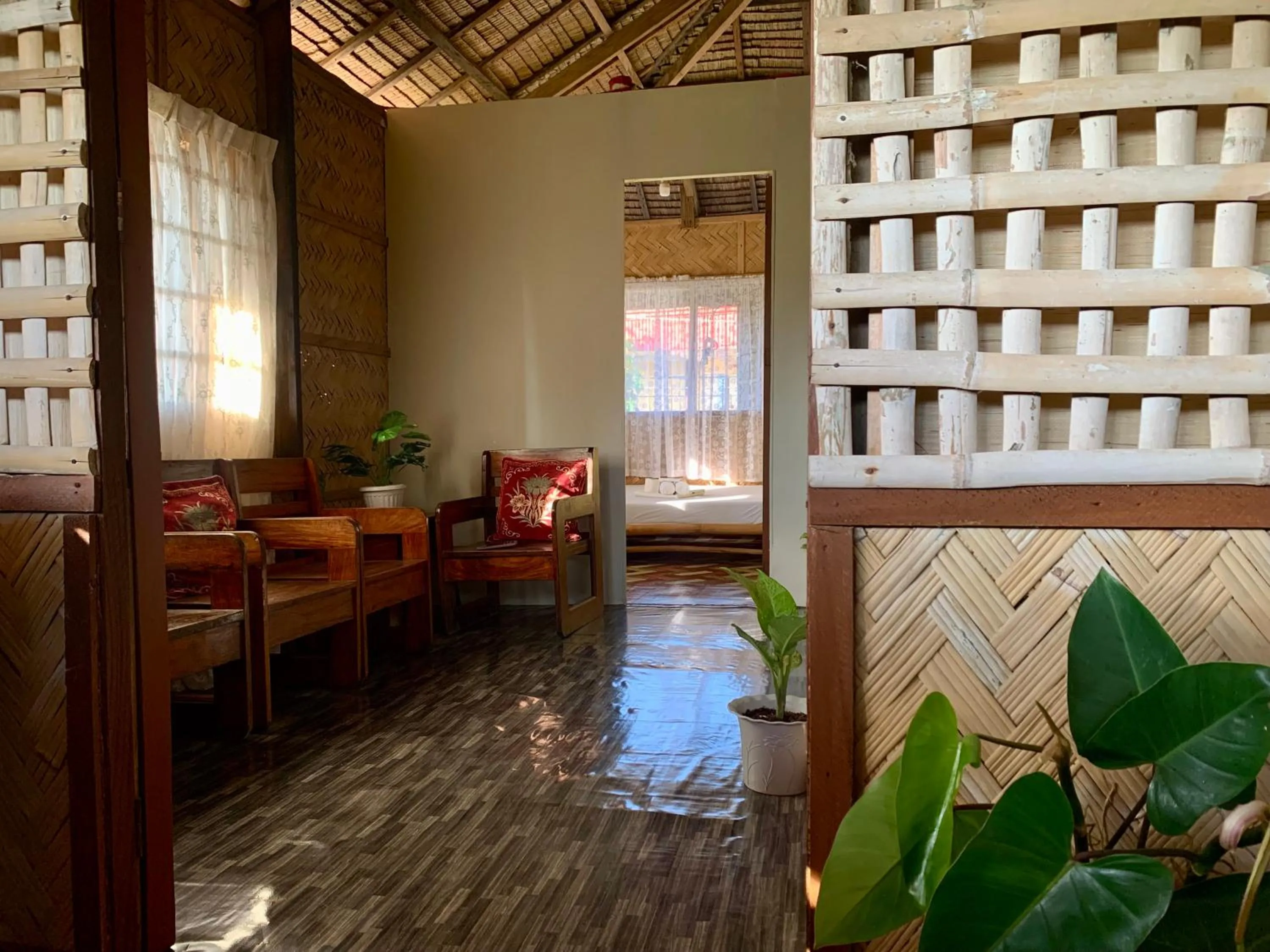 Old Parola Seaside Inn