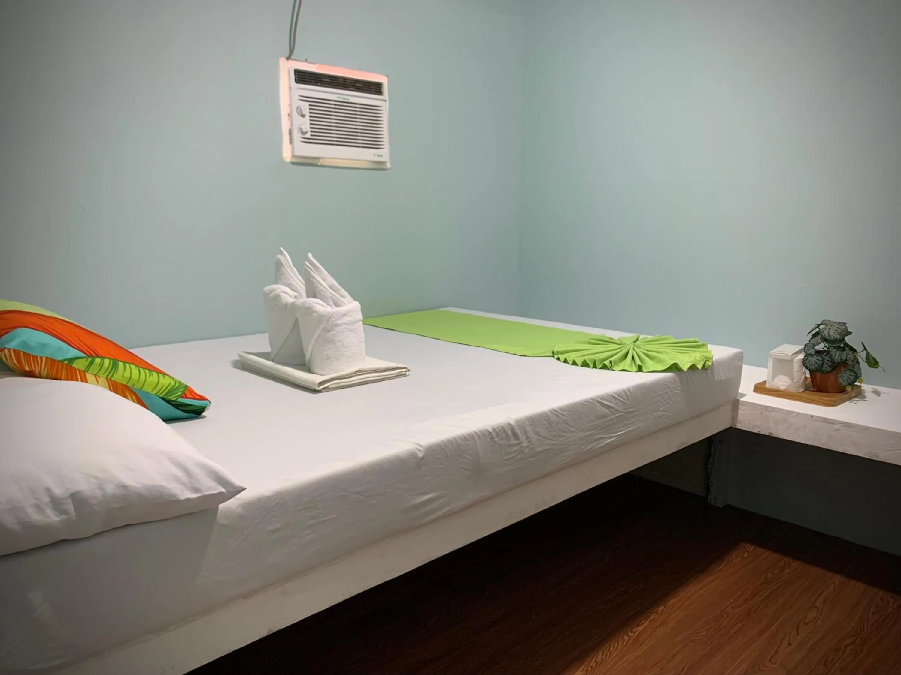 Bed in Old Parola Seaside Inn