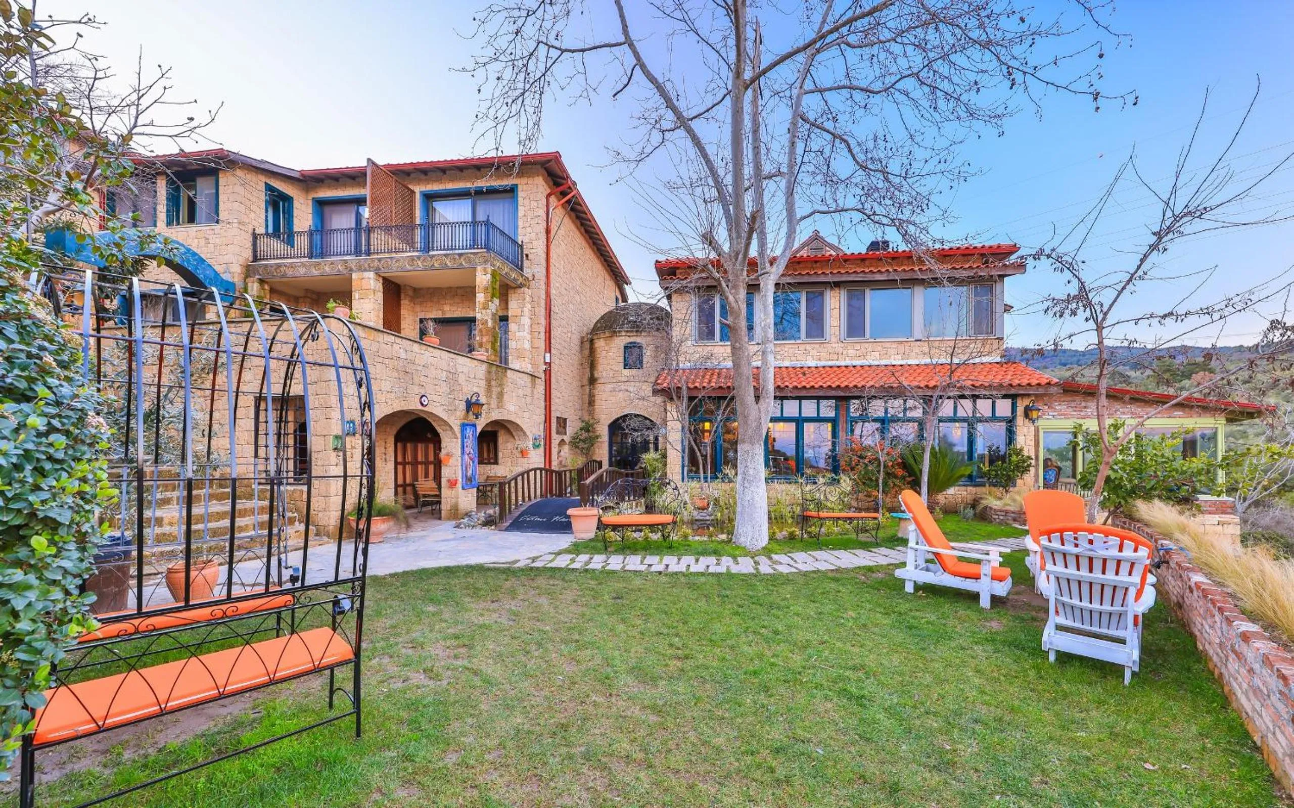 Property building in Çetmihan Hotel