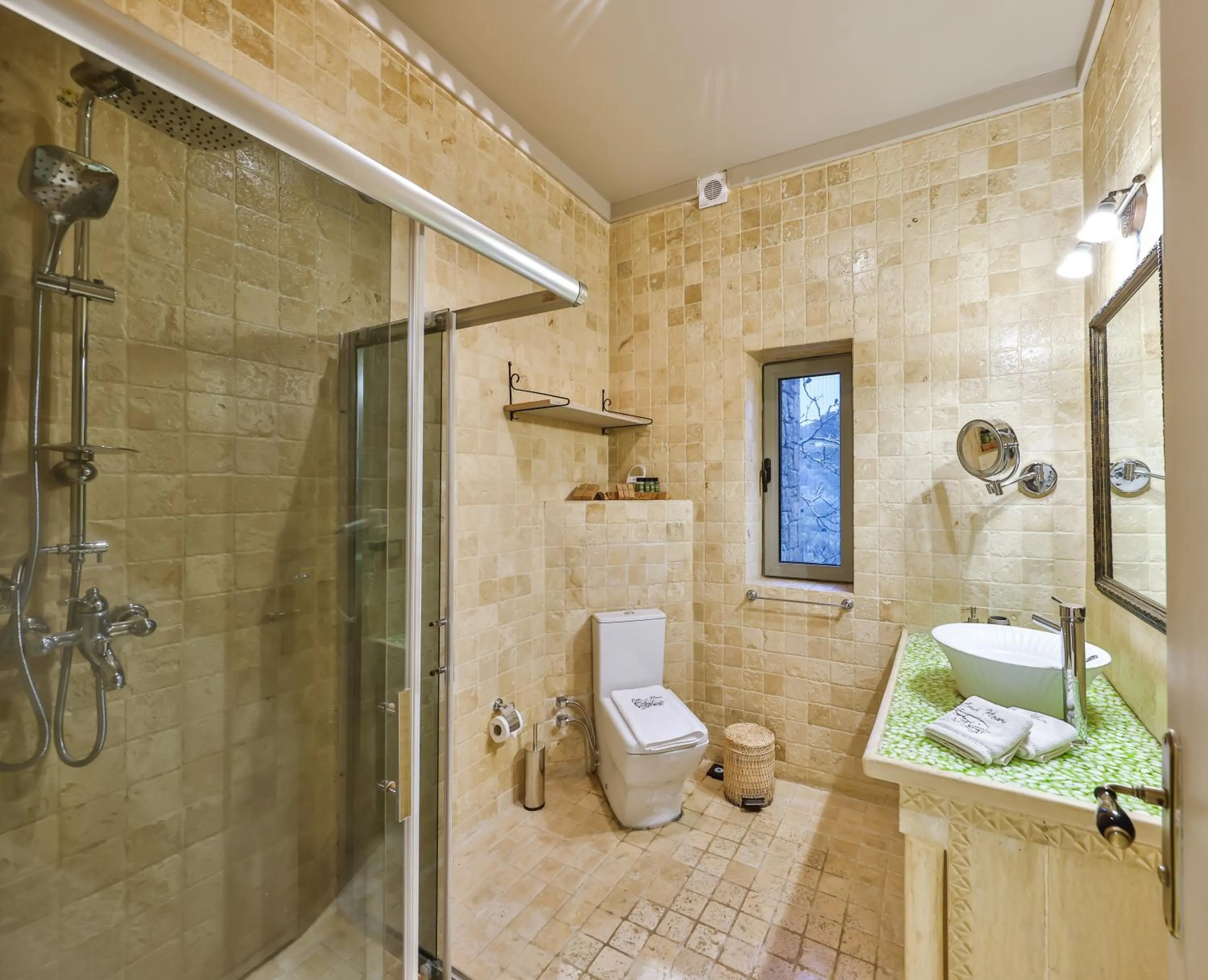 Bathroom in Çetmihan Hotel