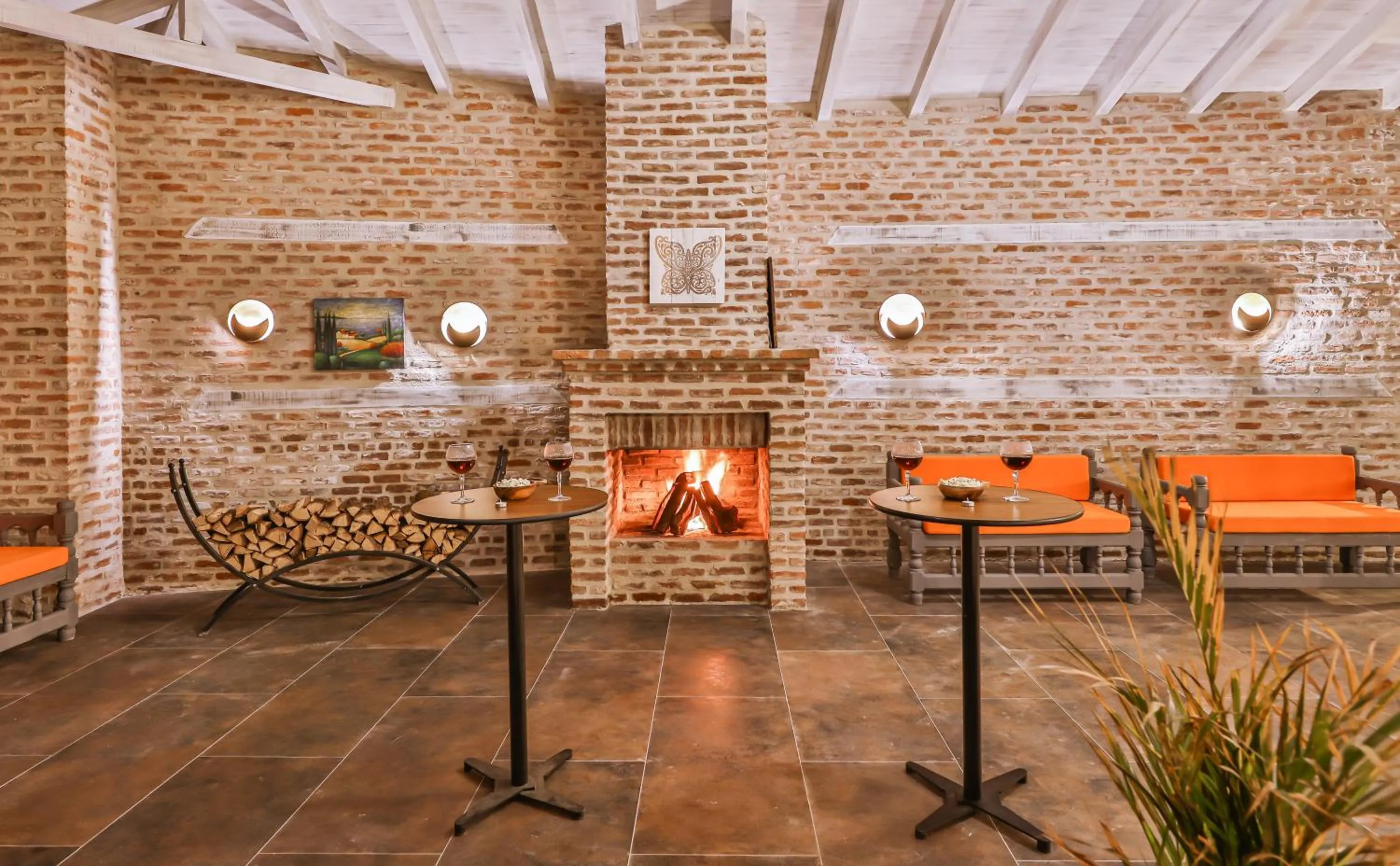 Restaurant/places to eat in Çetmihan Hotel