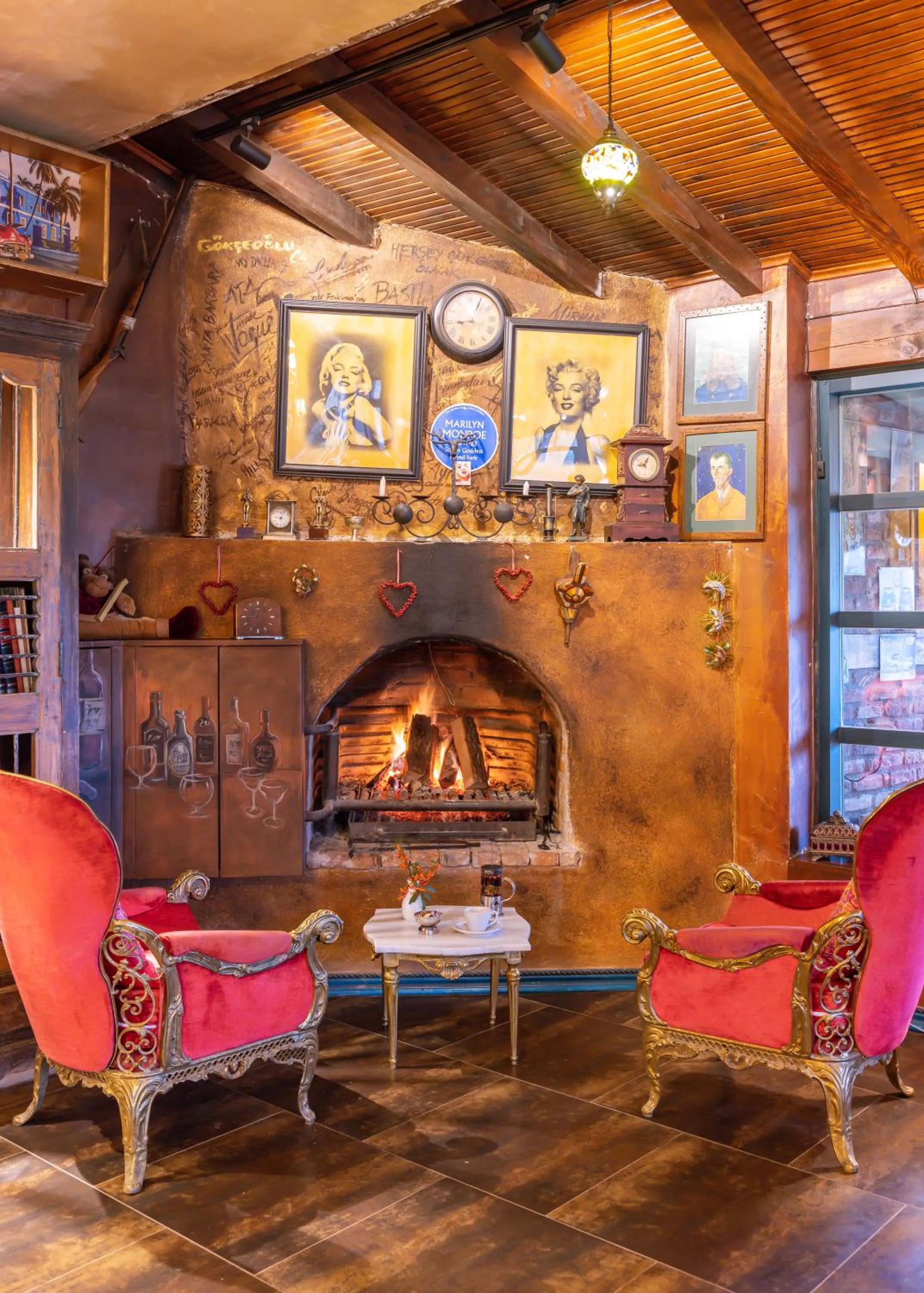 flat iron in Çetmihan Hotel