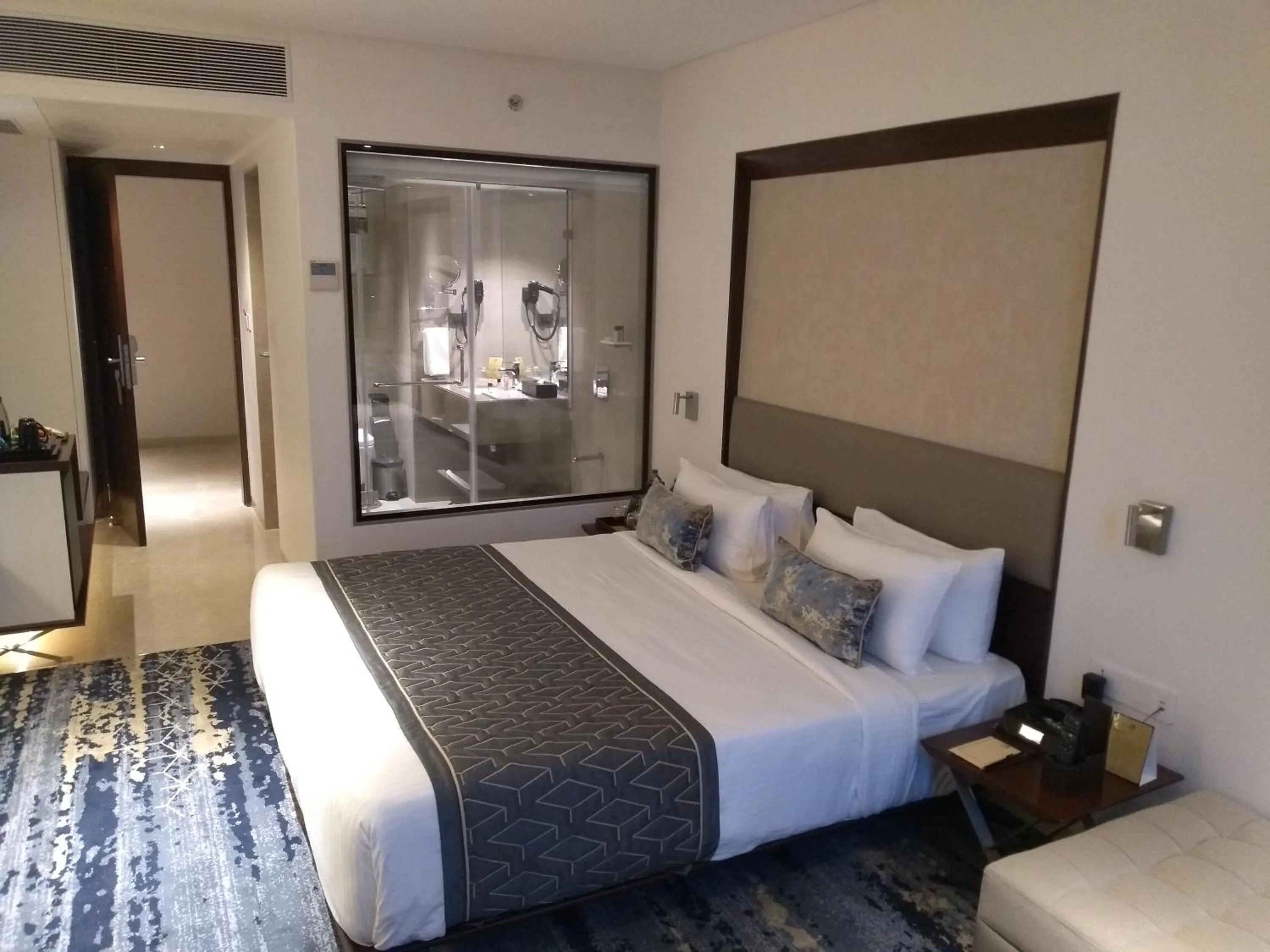 Bathroom, Bed in Sayaji Vadodara