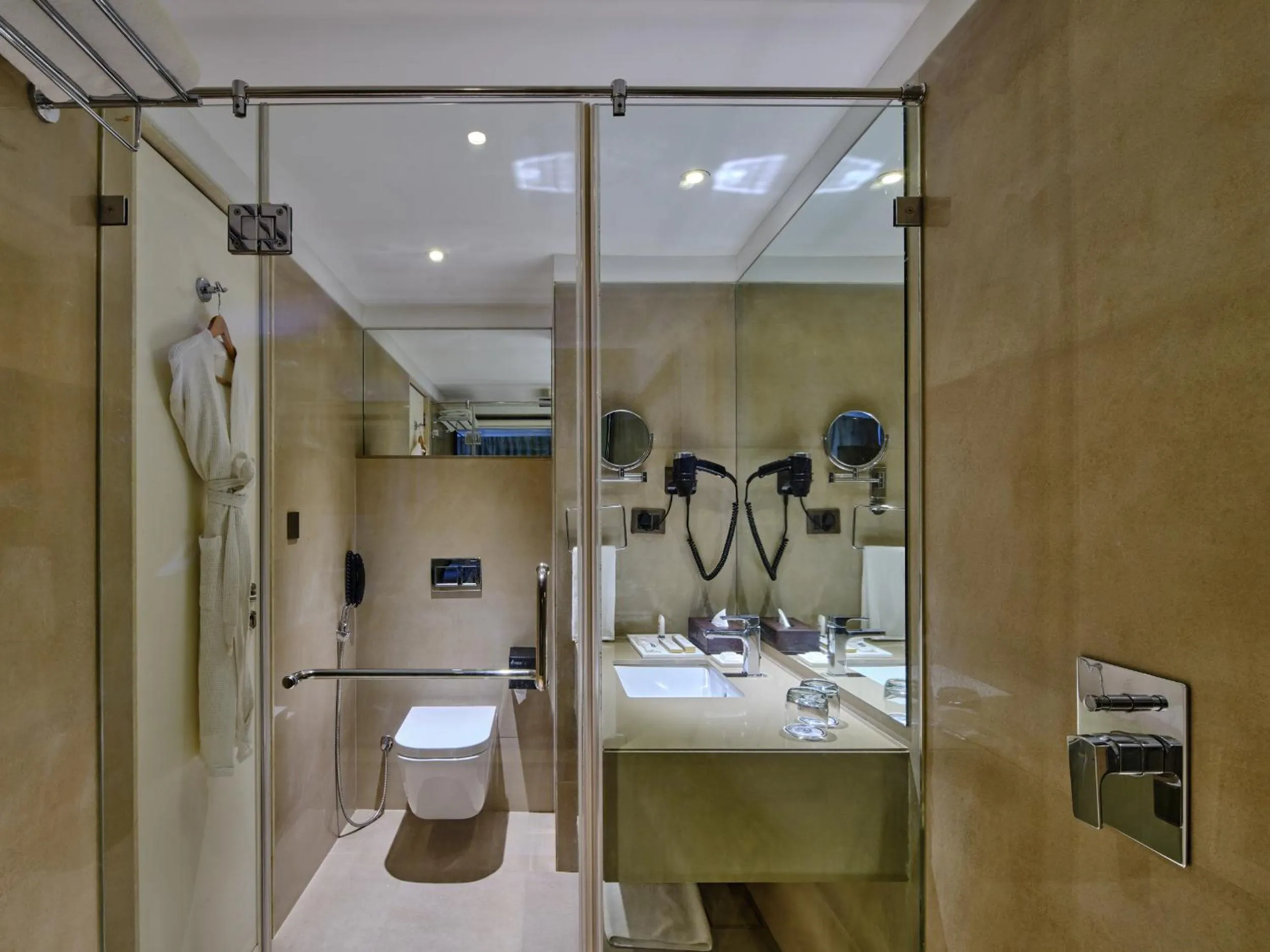 Bathroom in Sayaji Vadodara