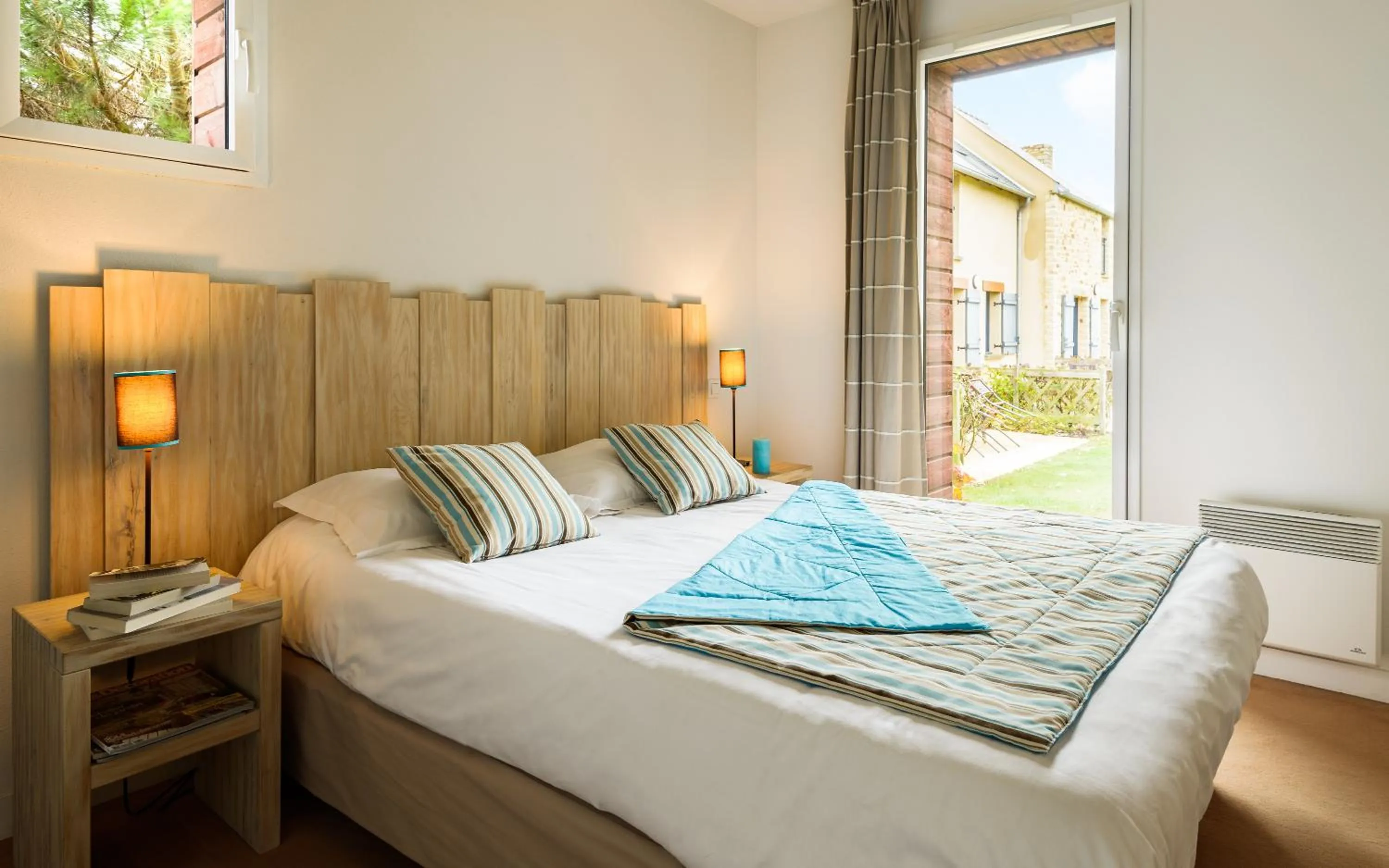 Bedroom, Bed in Lagrange Vacances Les Hauts de la Houle