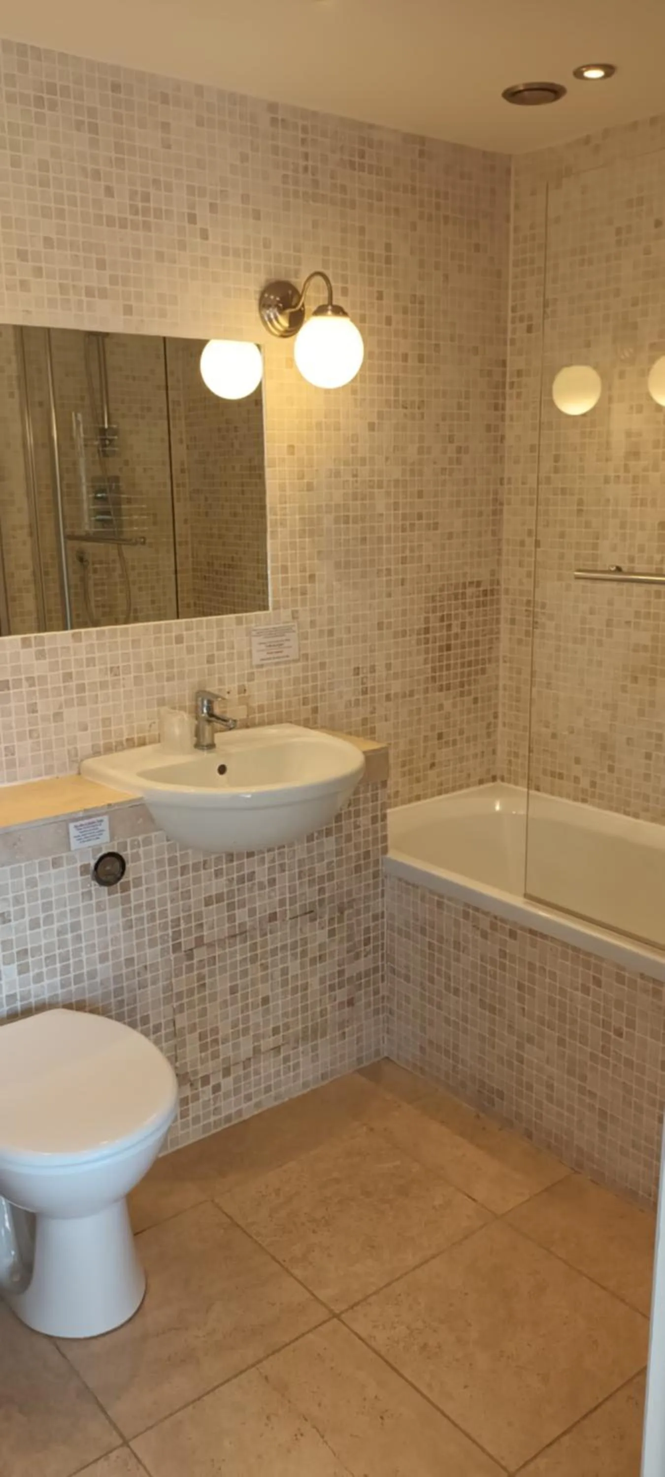 Bathroom in Riverdale Hall Hotel & Leisure