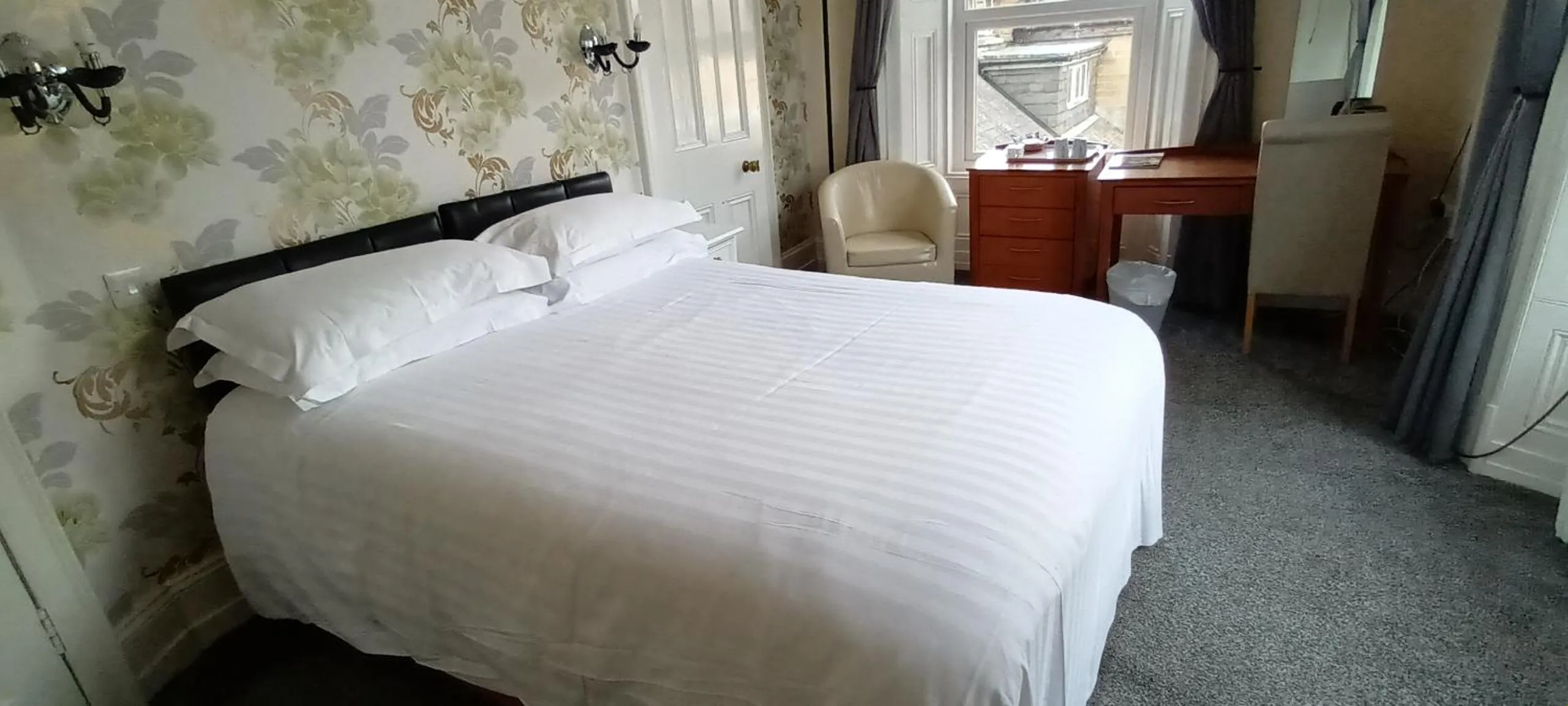 Bedroom, Bed in Riverdale Hall Hotel & Leisure