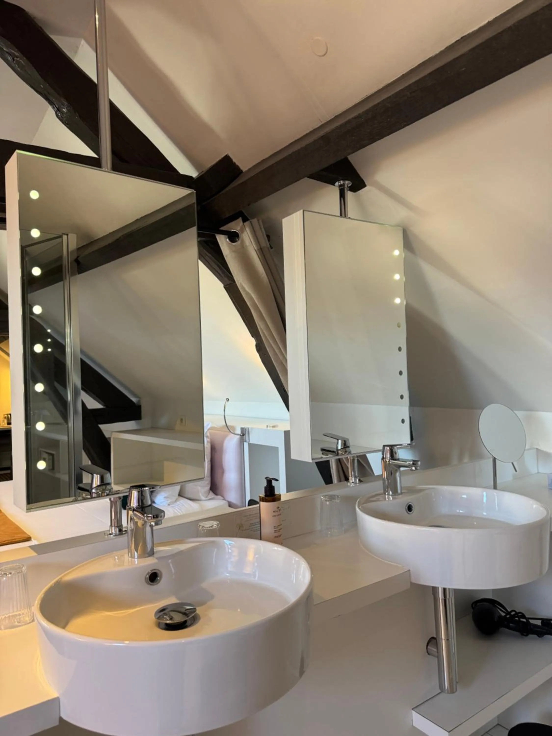 Bathroom in Best Western Blois Château