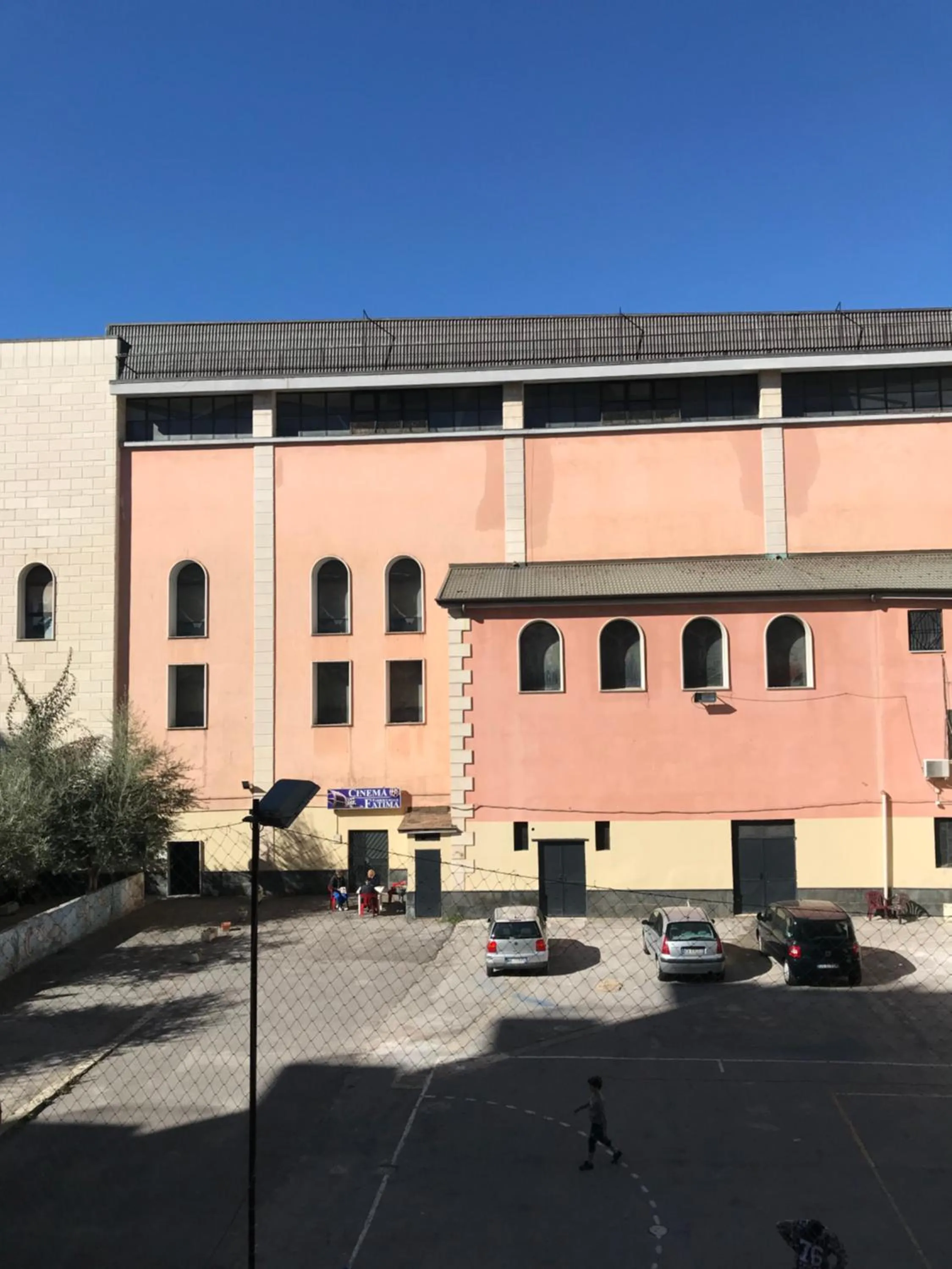 Street view in Salerno M'illumina