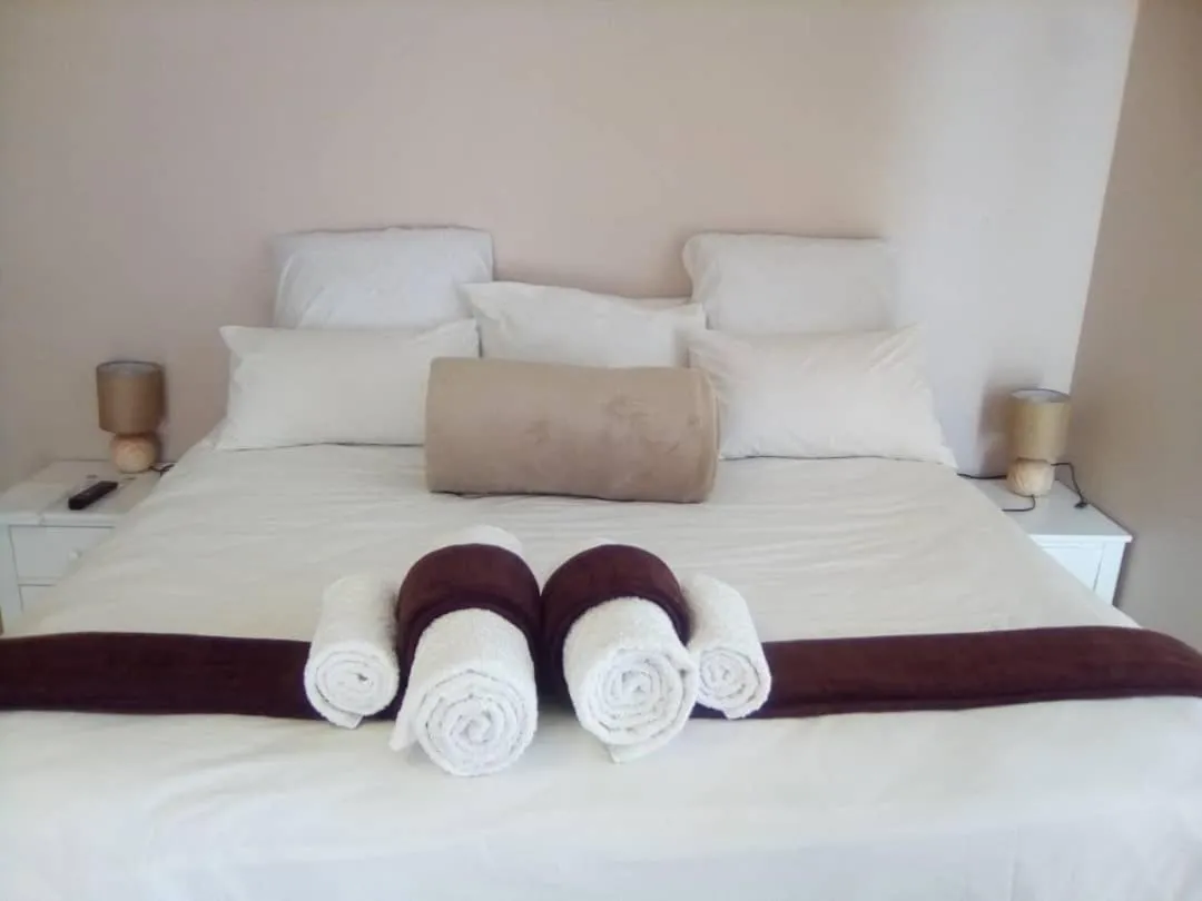 Bed in Elilo Bed and breakfast