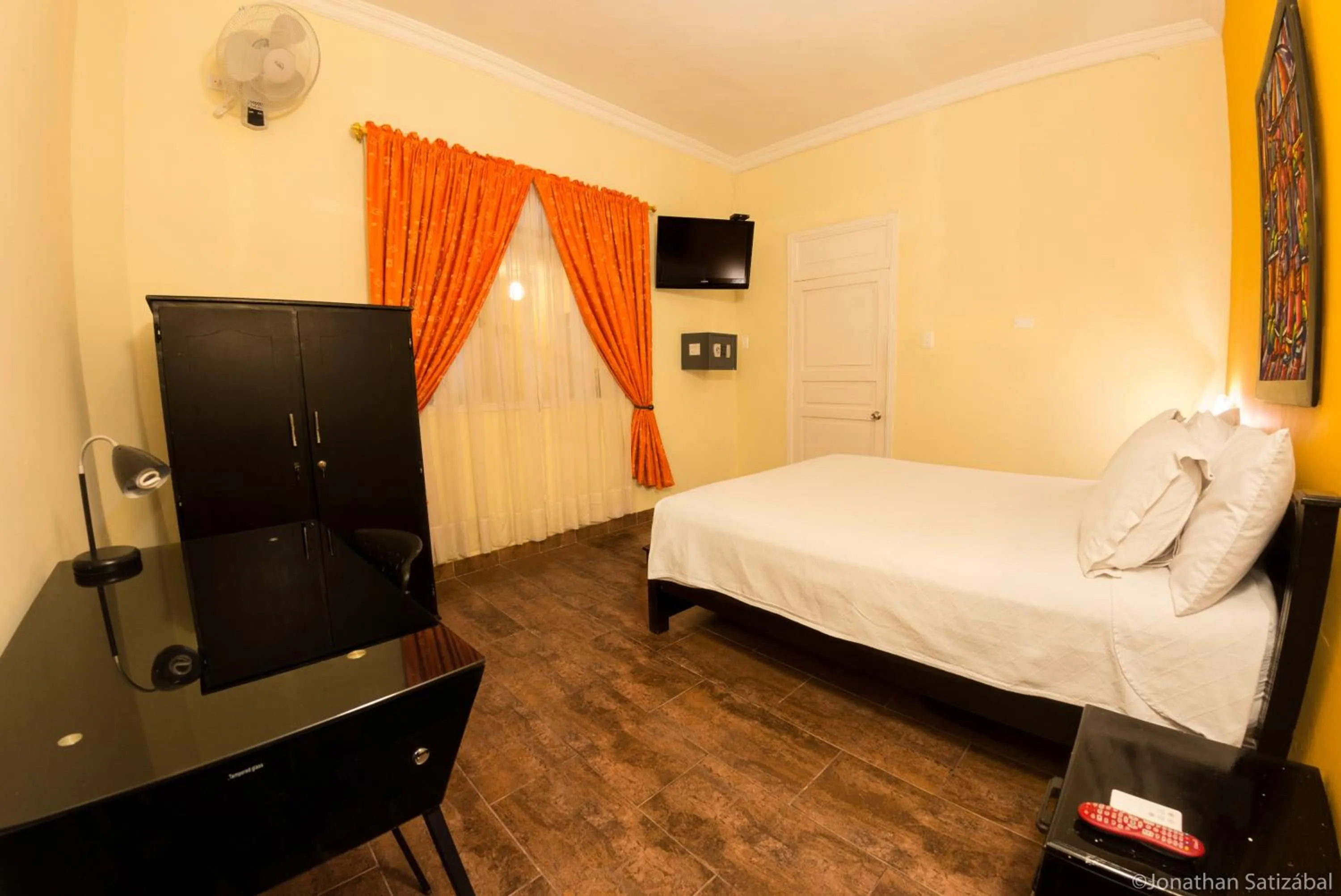 Bed in 61Prado Hotel