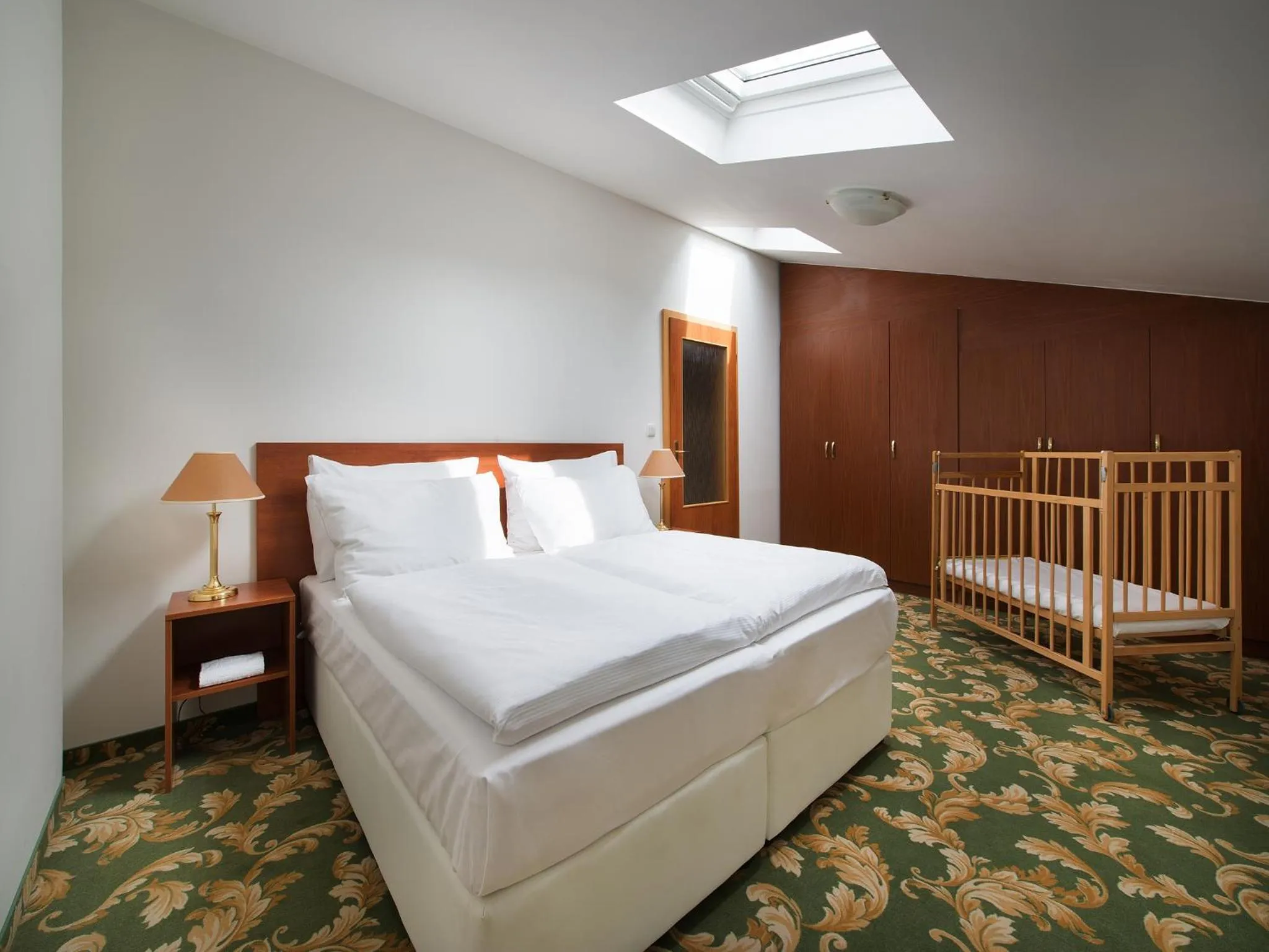 Bedroom, Bed in EA Hotel Elefant